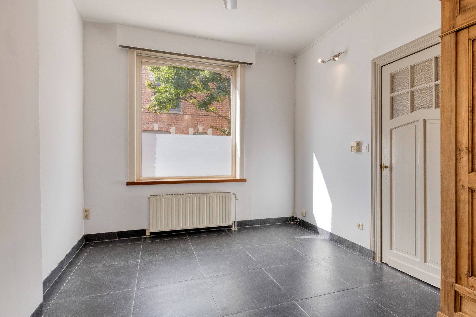 Goed gelegen woning met 3 slaapkamers en 2 badkamers in een rustige straat- bewoonbare oppervlakte 151 m² foto 10