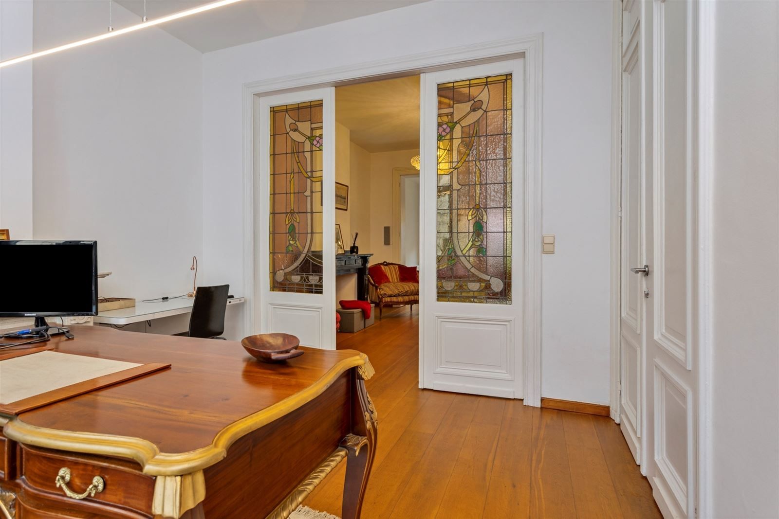 Gelijkvloers gemeubeld 1 slaapkamer appartement met tuin op A-locatie foto 3