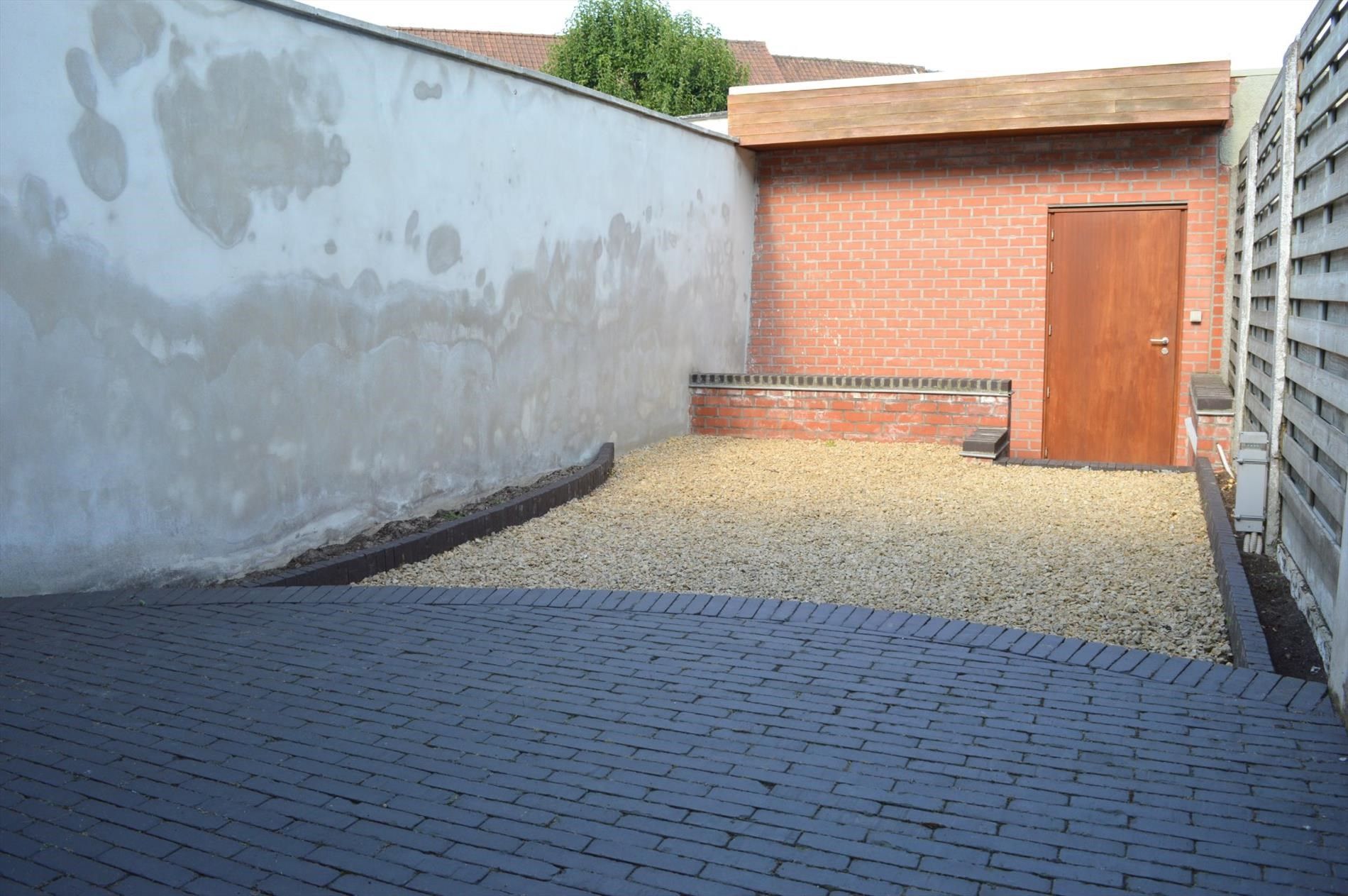 Instapklare woning mét garage te Kortrijk foto 11