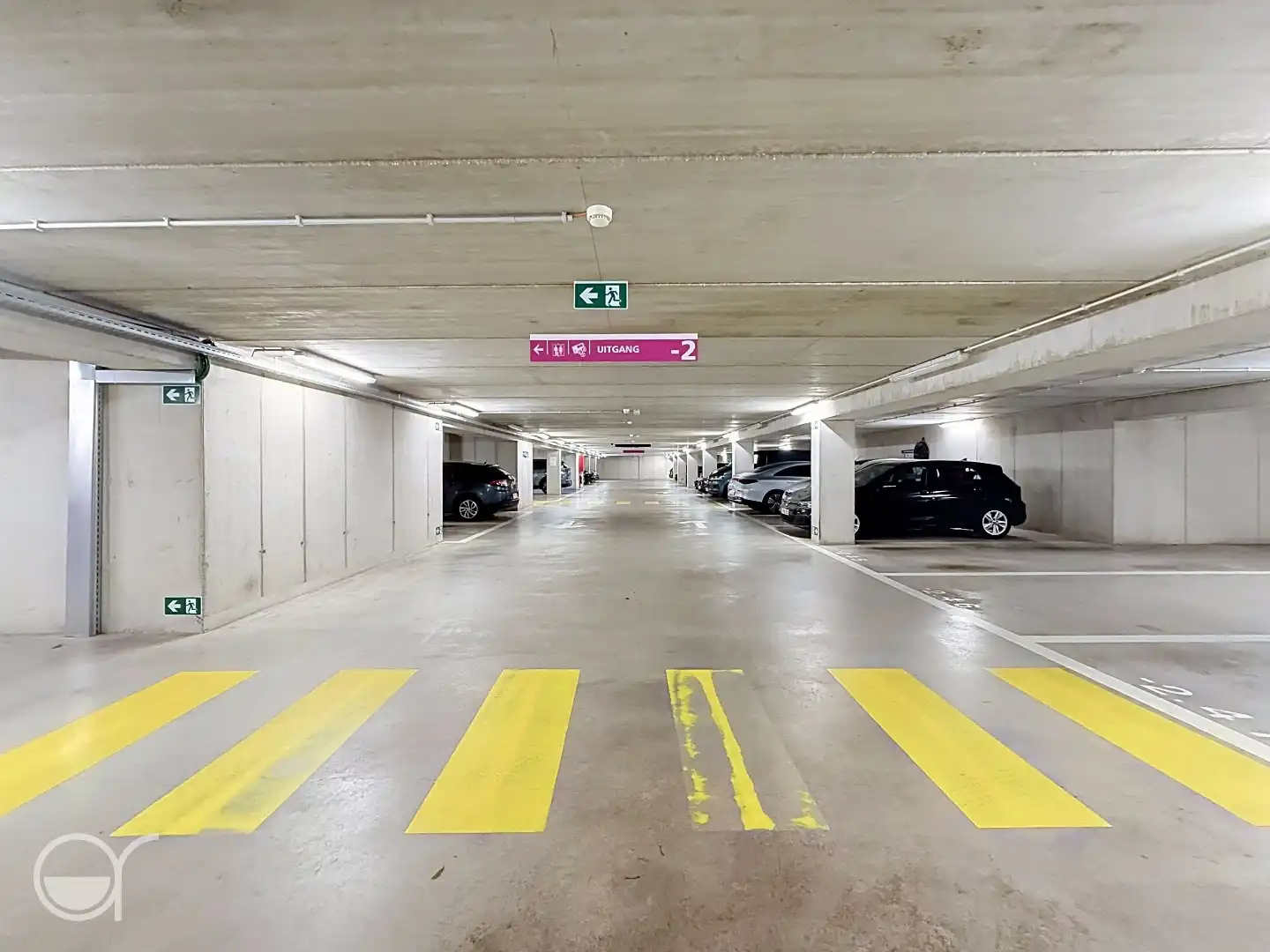 Ondergrondse dubbele parkeerplaats te koop gelegen aan de Nieuwewandeling  foto 4