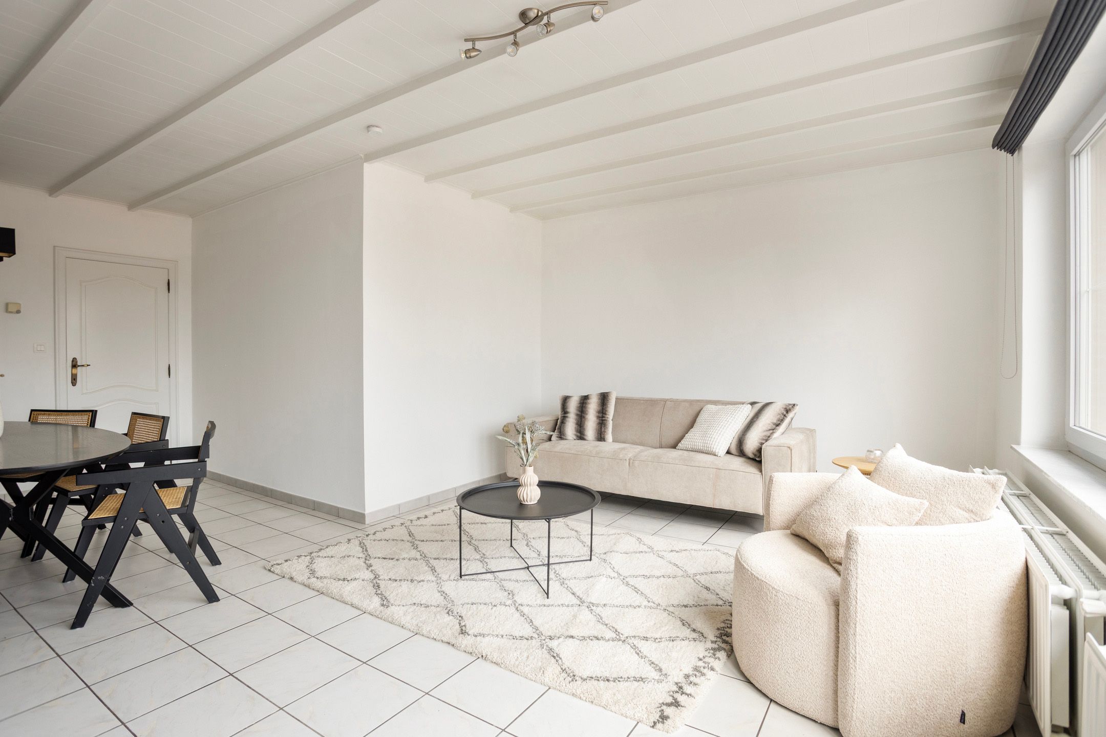 Gerenoveerd dakappartement foto 6