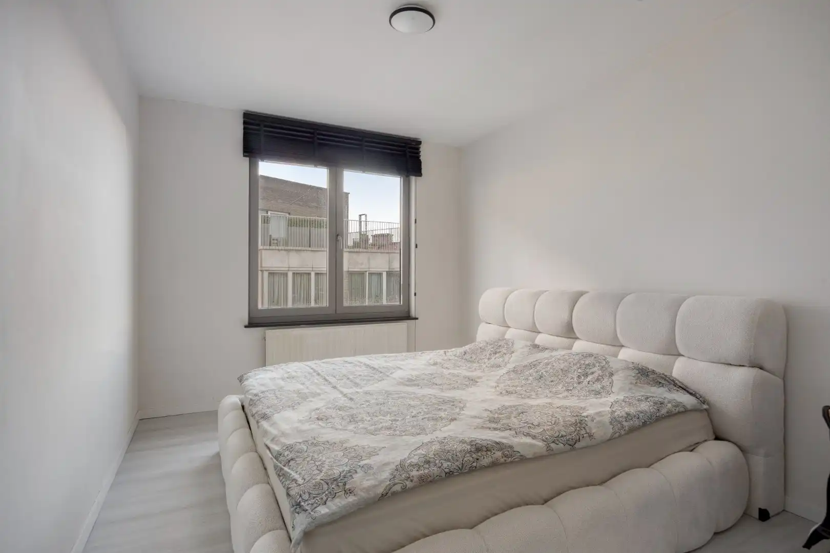 Vernieuwd en instapklaar appartement met 3 slaapkamers in Tongeren centrum foto 14