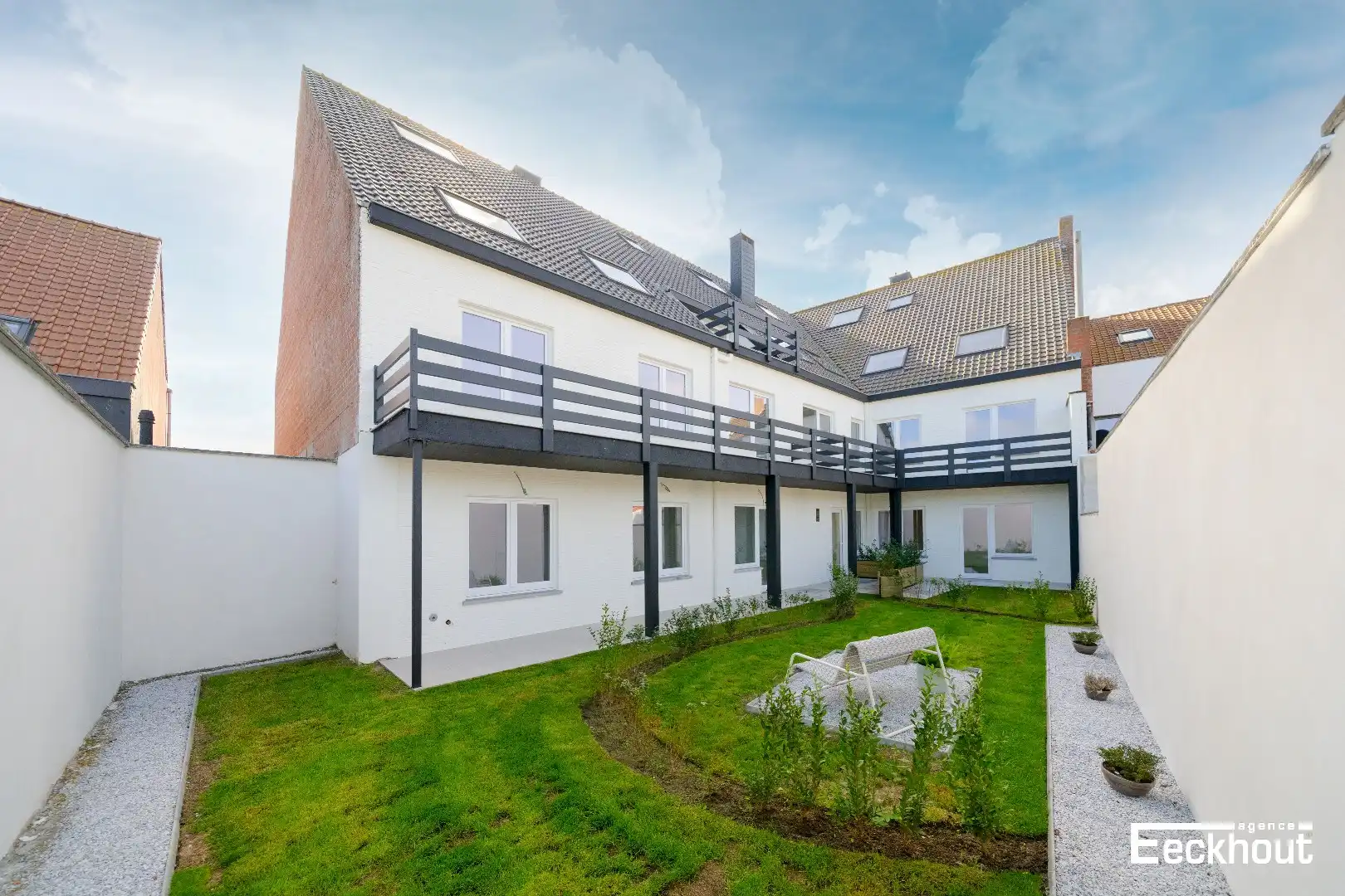 Modern & lichtrijk gelijkvloersappartement met 3 slaapkamers, tuin en terras! foto 11