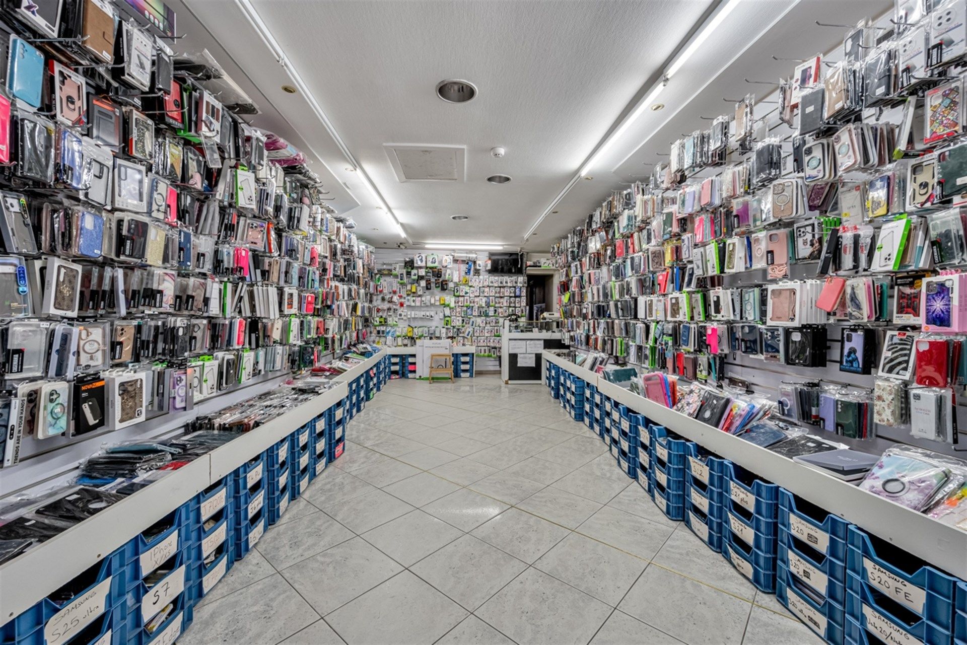 Commercieel gebouw in winkelstraat te Aalst foto 3