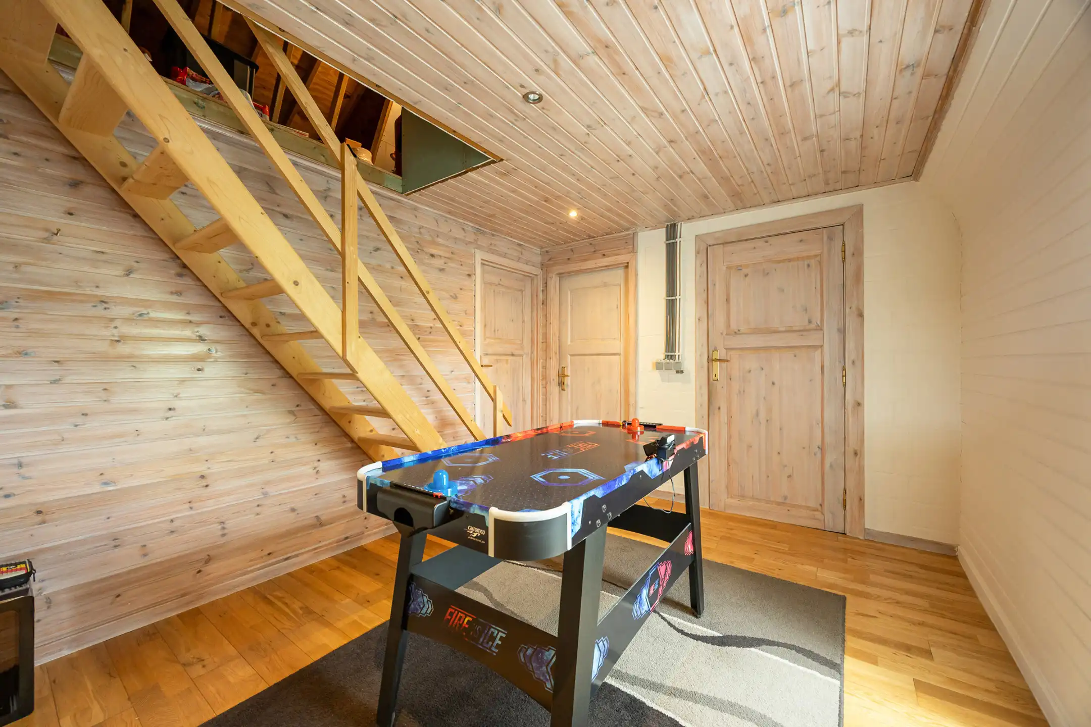 Instapklare 4slpk-woning op rustige locatie te Vosselaar. foto 18