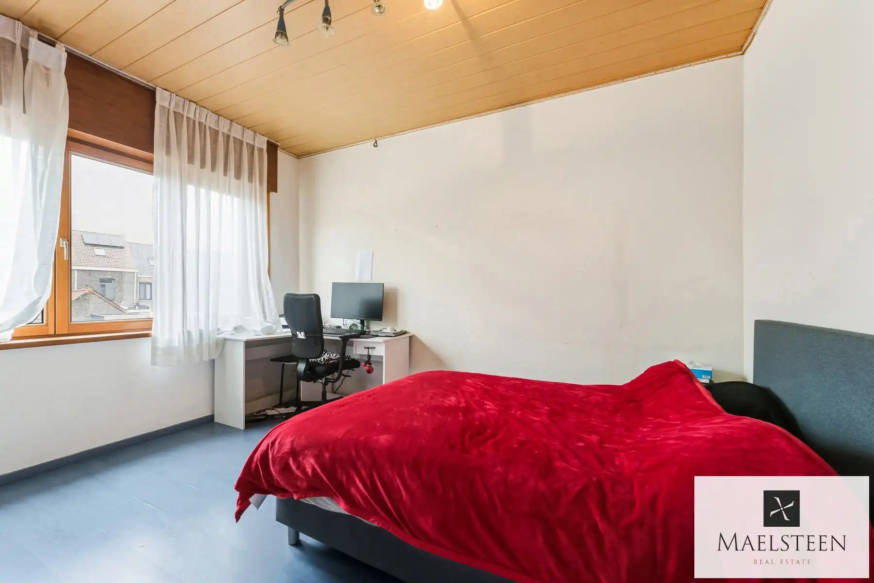 Op te frissen huis met 4 slaapkamers te Assebroek Brugge foto 10