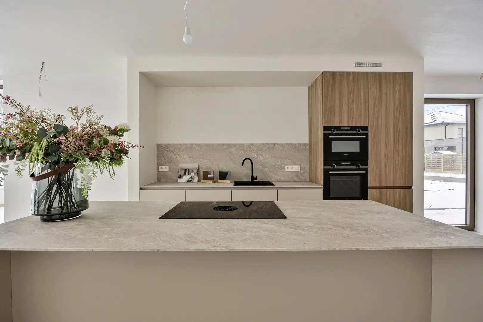 Fantastisch afgewerkte nieuwbouwwoning met 3 slaapkamers, tuin en terras in Assent (Bekkevoort)! – bewoonbare opp. 177m²  foto 7