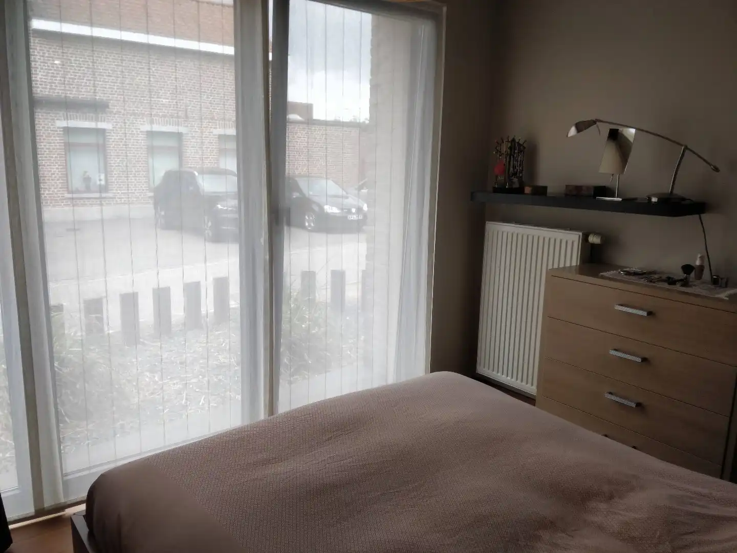 Gelijkvloersappartement met twee slaapkamers en binnentuin foto 11