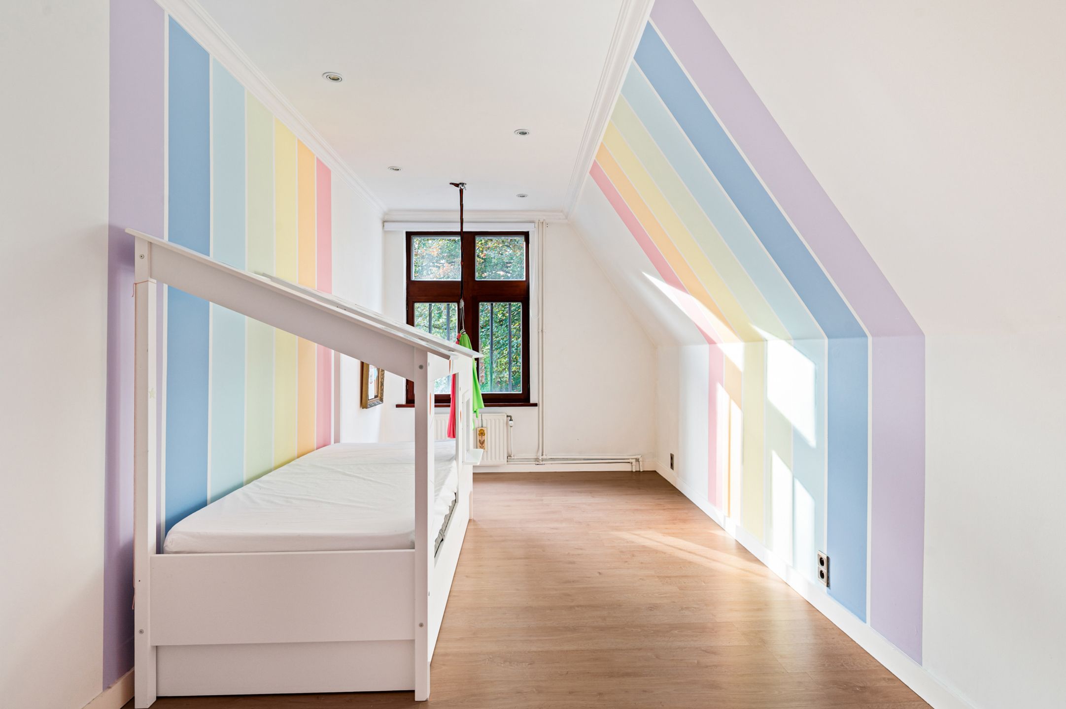 Knap gerenoveerde, energiezuinige woning (open bebouwing) foto 17