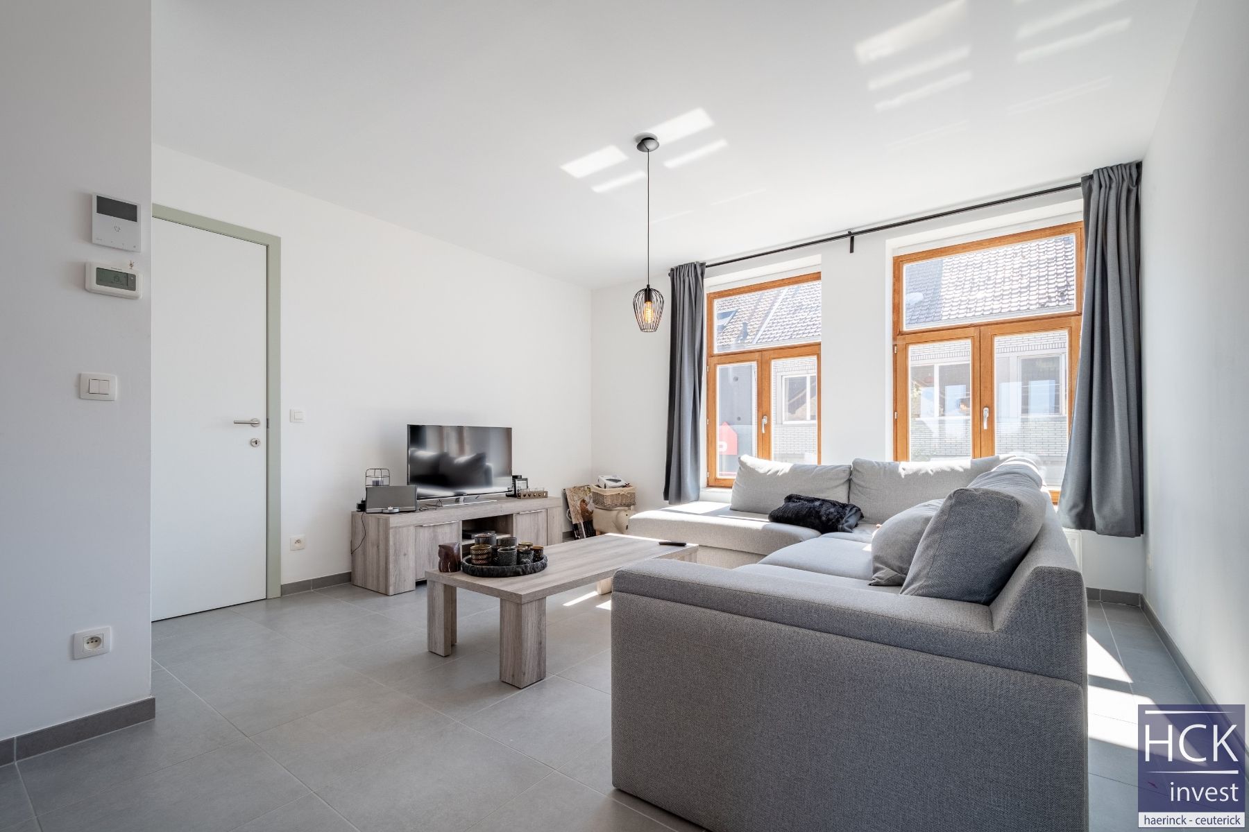 ZINGEM - Knap appartement met 2 SLPK, terras én autostaanplaats! foto 3