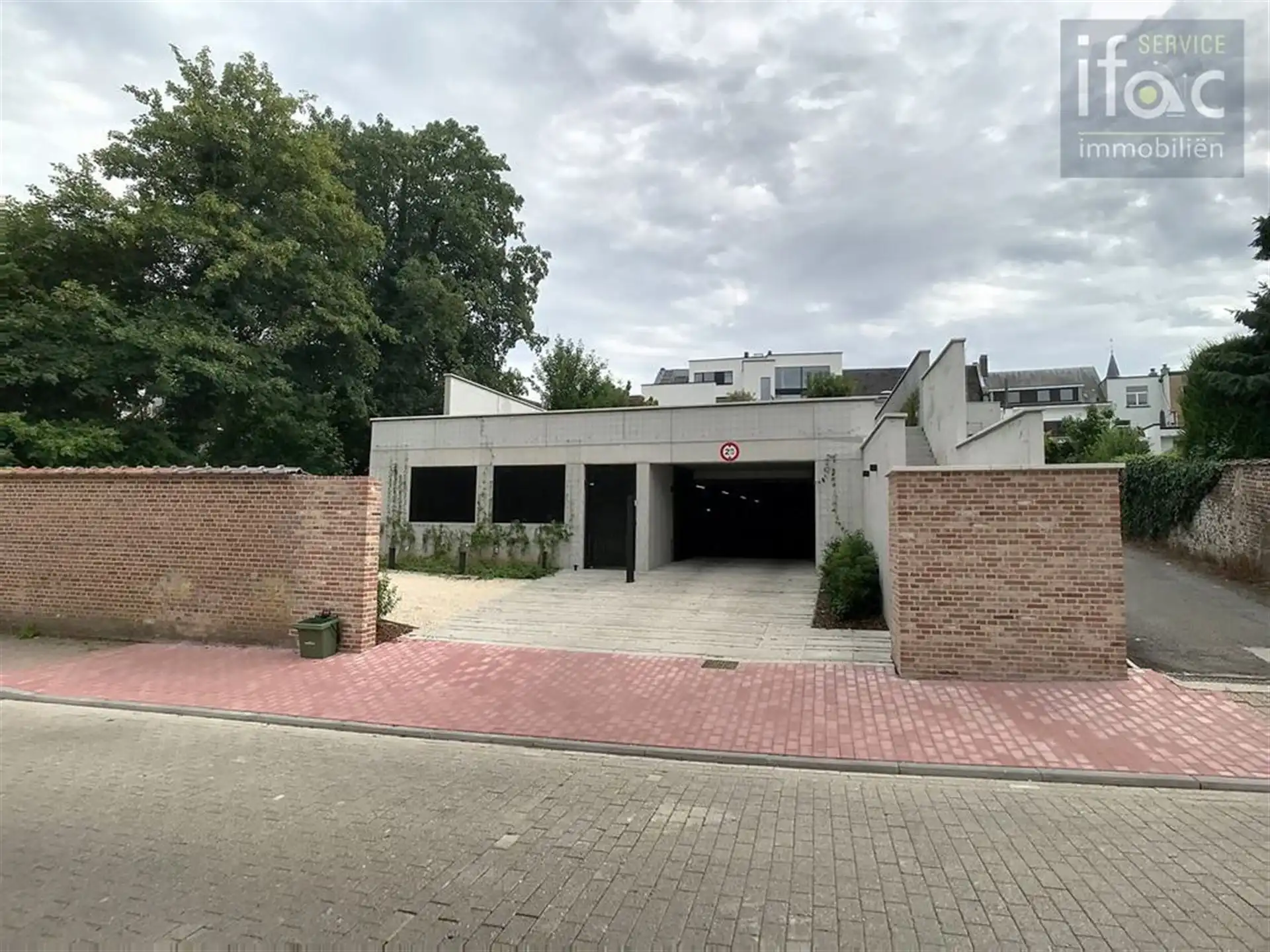 Staanplaats - binnen foto 6