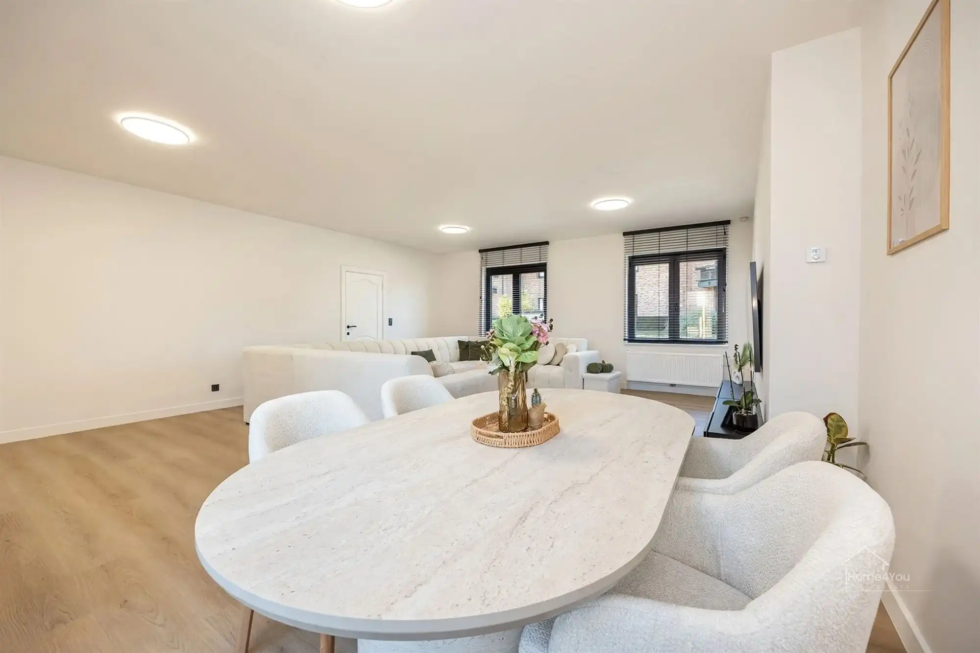Prachtige woning met 4 slpk en een showroom in Bornem! foto 4