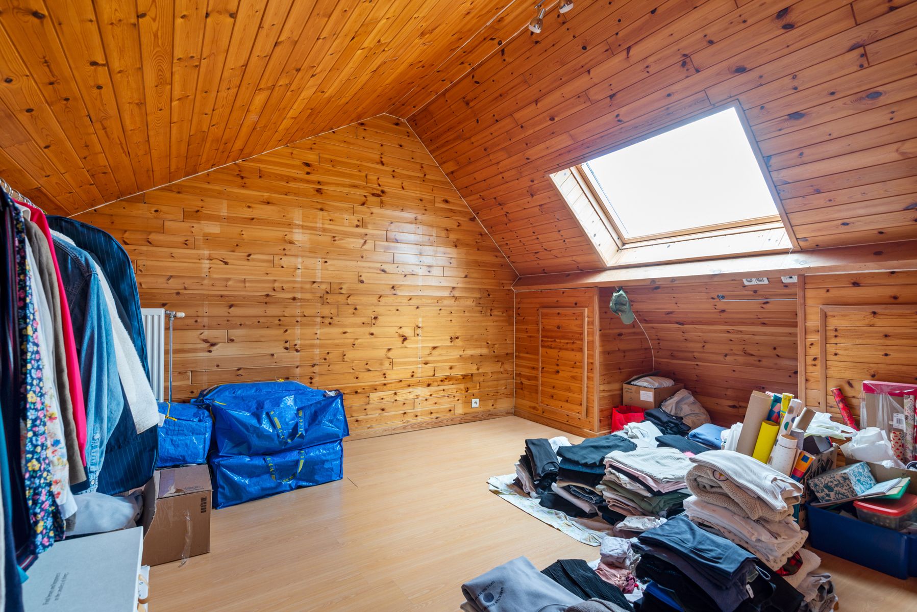 Gezellige eengezinswoning met 4 slaapkamers, tuin & garage! foto 13