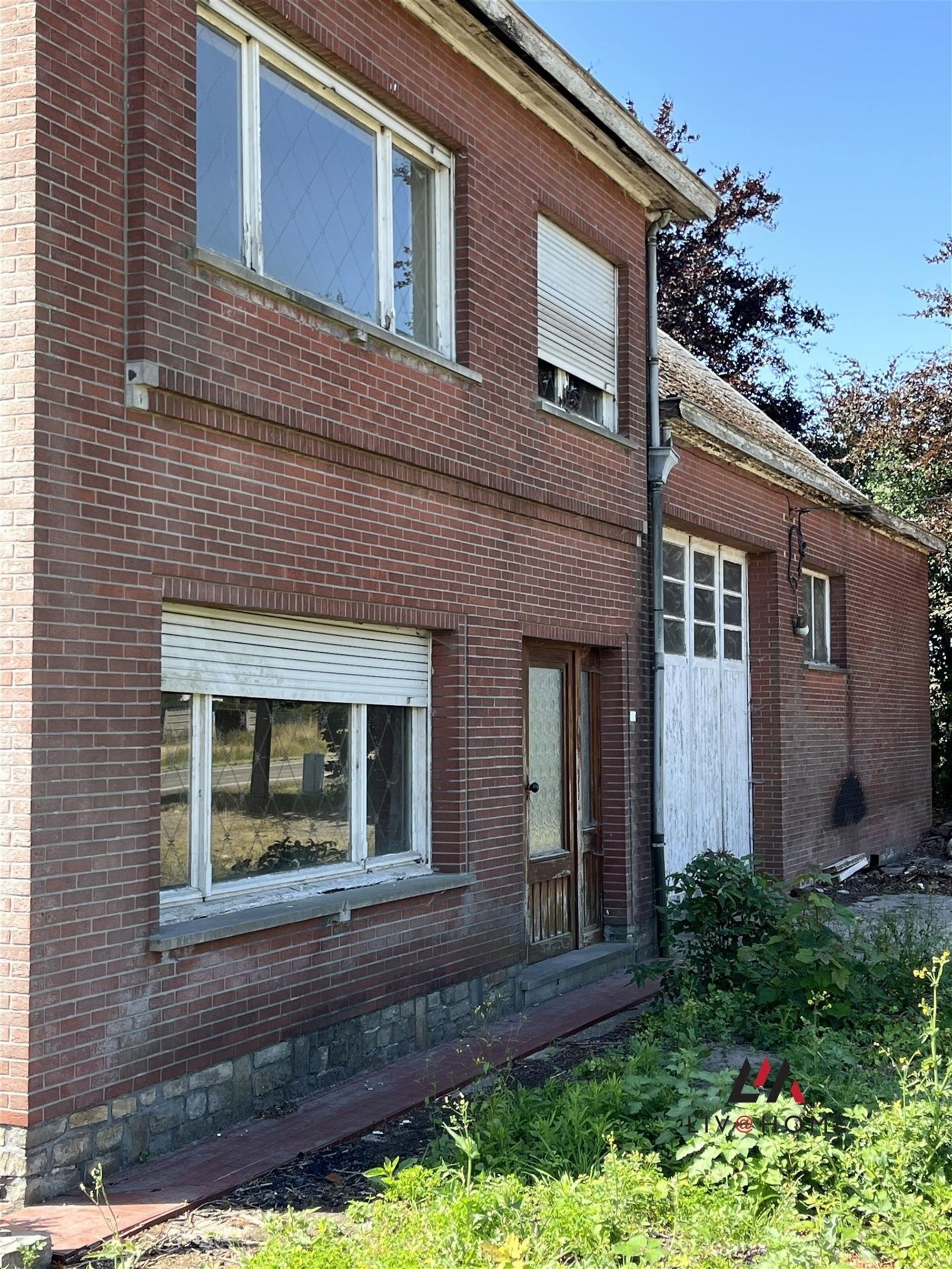 woning met 2,8 ha grond foto 5