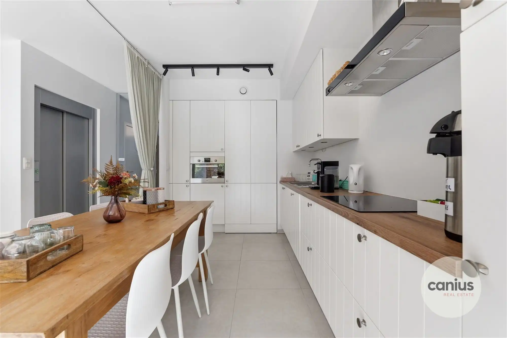 WONING MET LIFT NABIJ HET CENTRUM foto 7