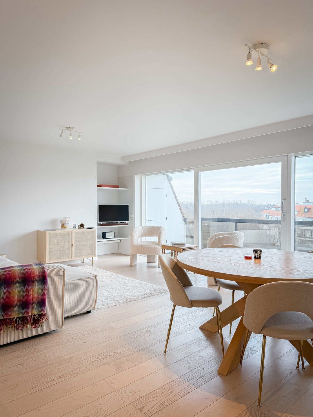 Zonnig appartement in villaresidentie met schitterend terras foto 8