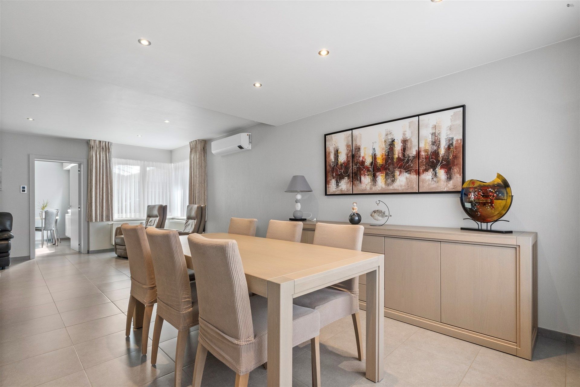 instapklare woning met 4 slaapkamers foto 4