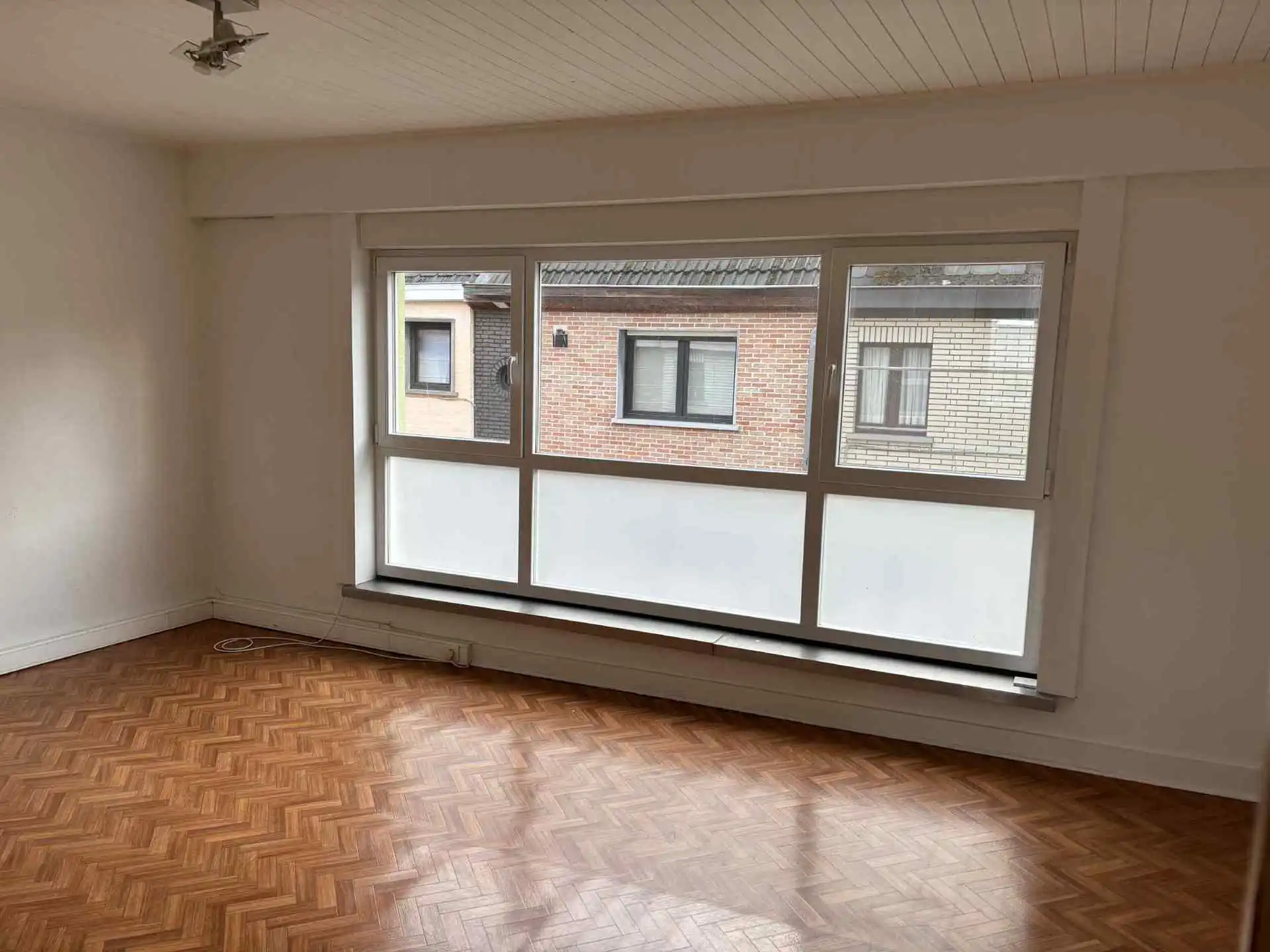 WETTEREN - Gezellige rijwoning in het centrum foto 12