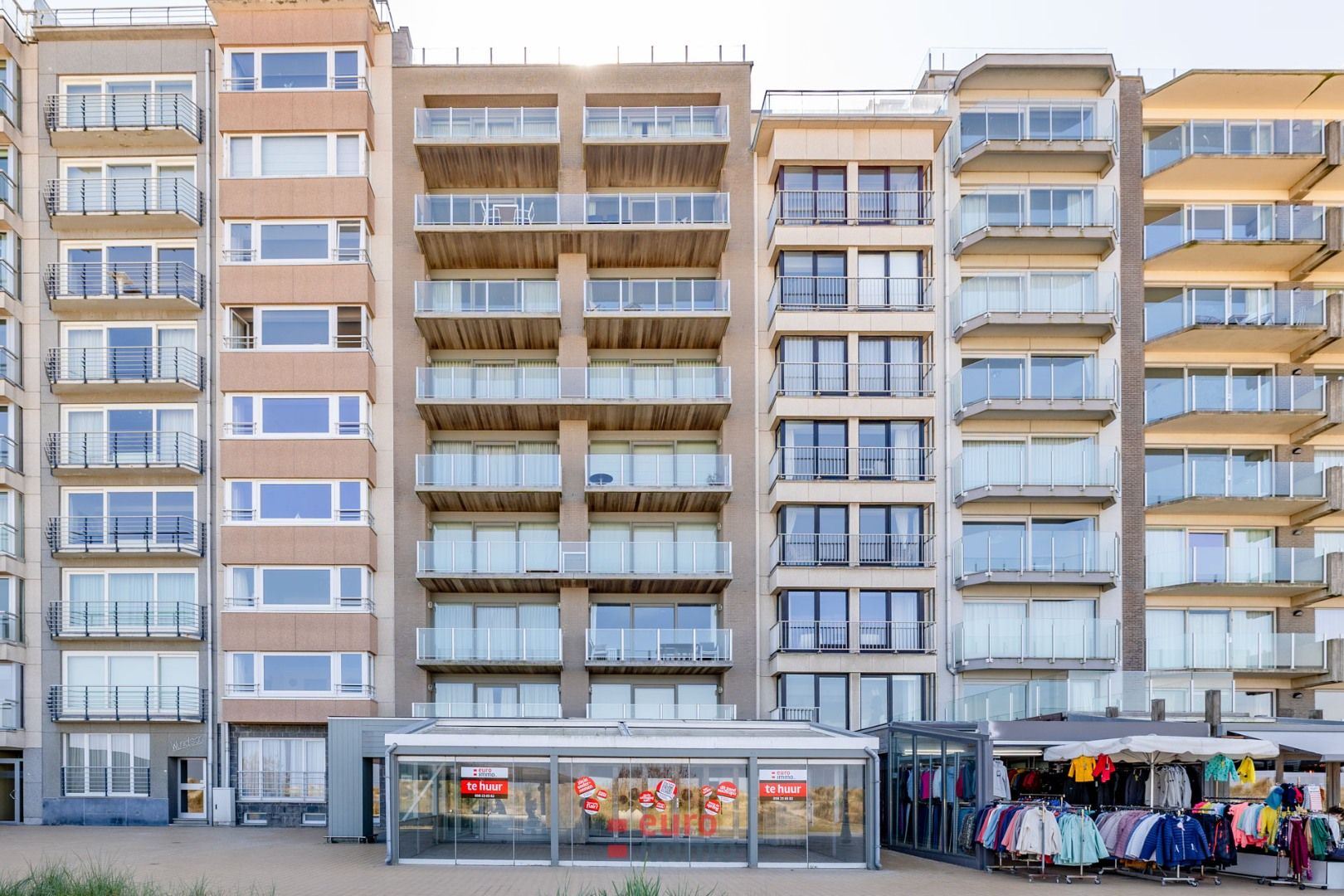 Residentie Neptune I - 0001 foto {{pictureIndex}}