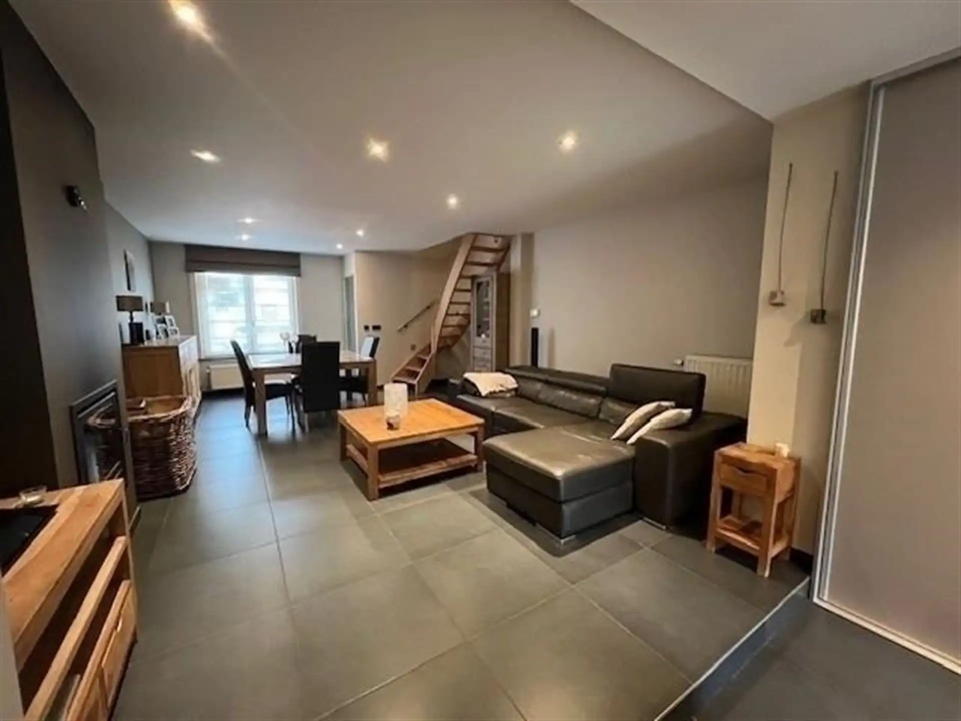 Charmante woning met tuin en uitweg voor fietsen! foto 3