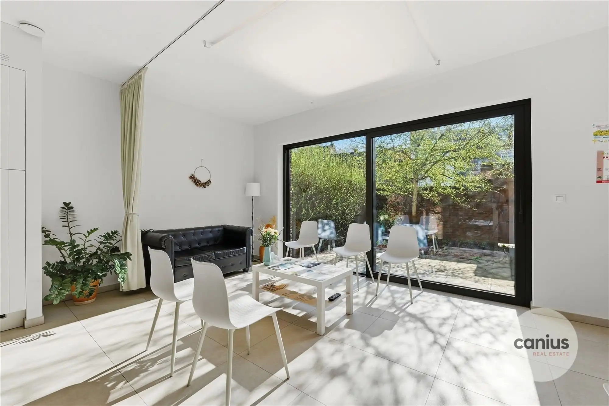 WONING MET LIFT NABIJ HET CENTRUM foto 8