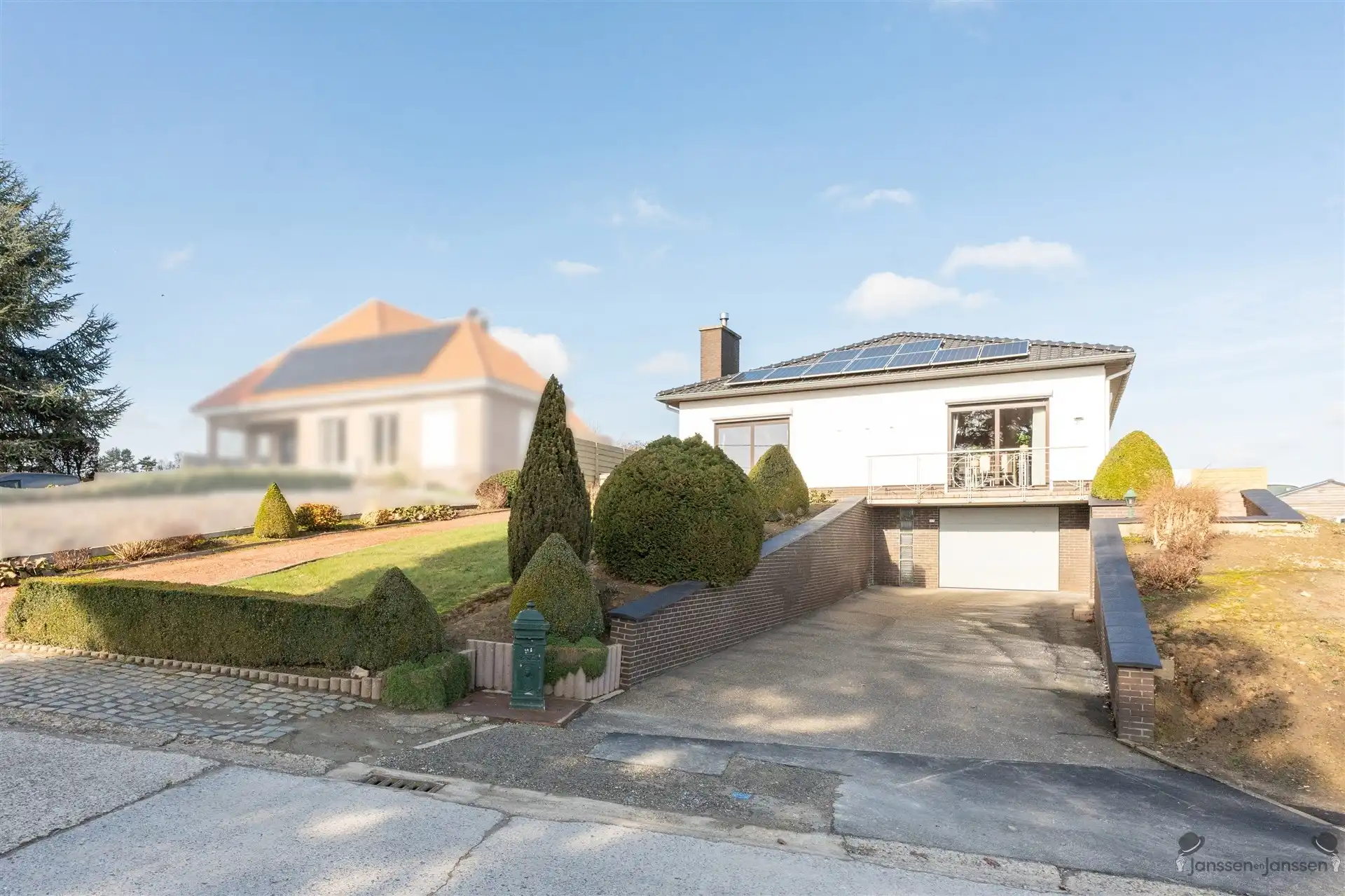 Rustig gelegen woning met prachtig uitzicht foto 3