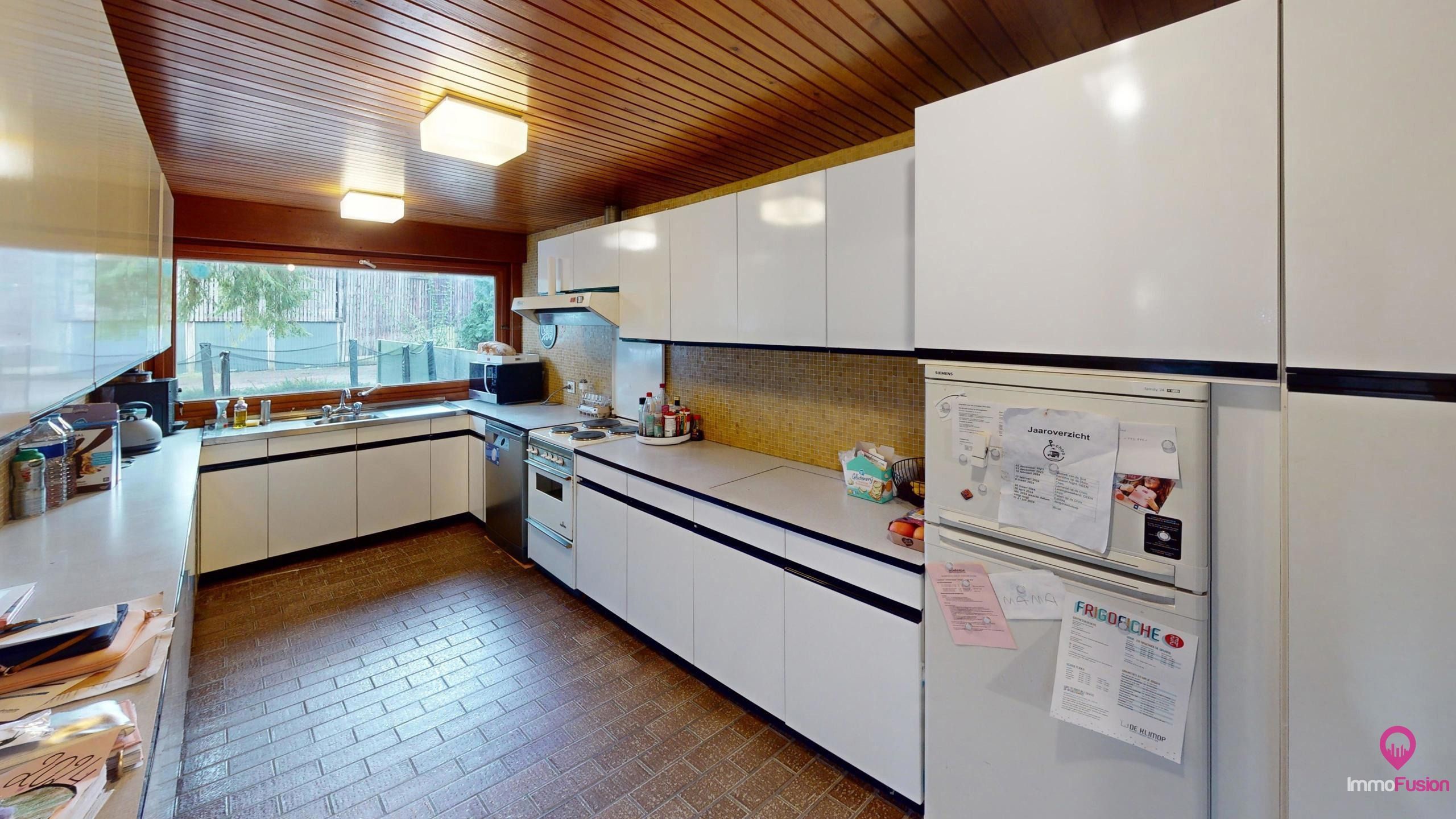 Centraal gelegen gerenoveerde woning met 3 slpks in Ham! foto 13