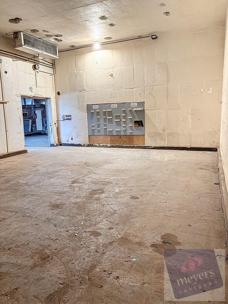 Afsluitbaar atelier (88m²) in Sint-Truiden foto 5