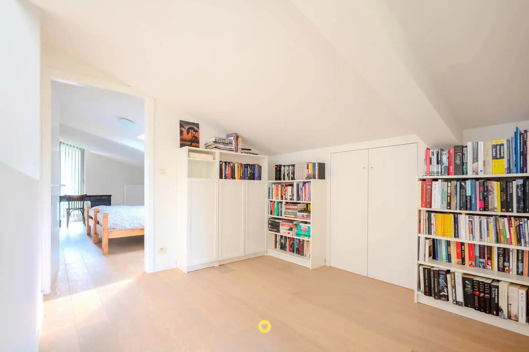 Gerenoveerde 70's villa met 5 slk en 2 bdk op 2000 m2 foto 14