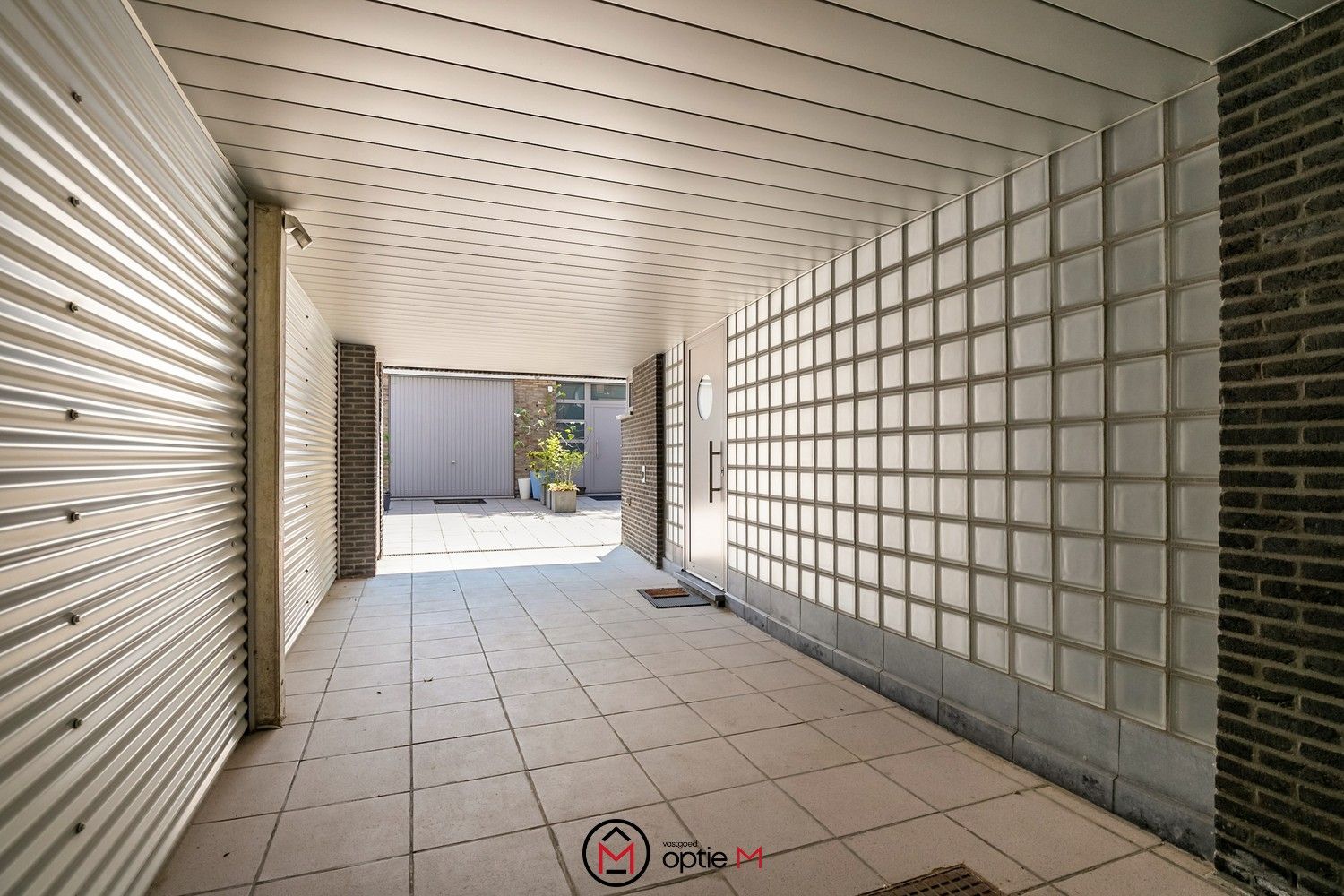 Ruime energiezuinige architectenwoning met mogelijkheden foto 26