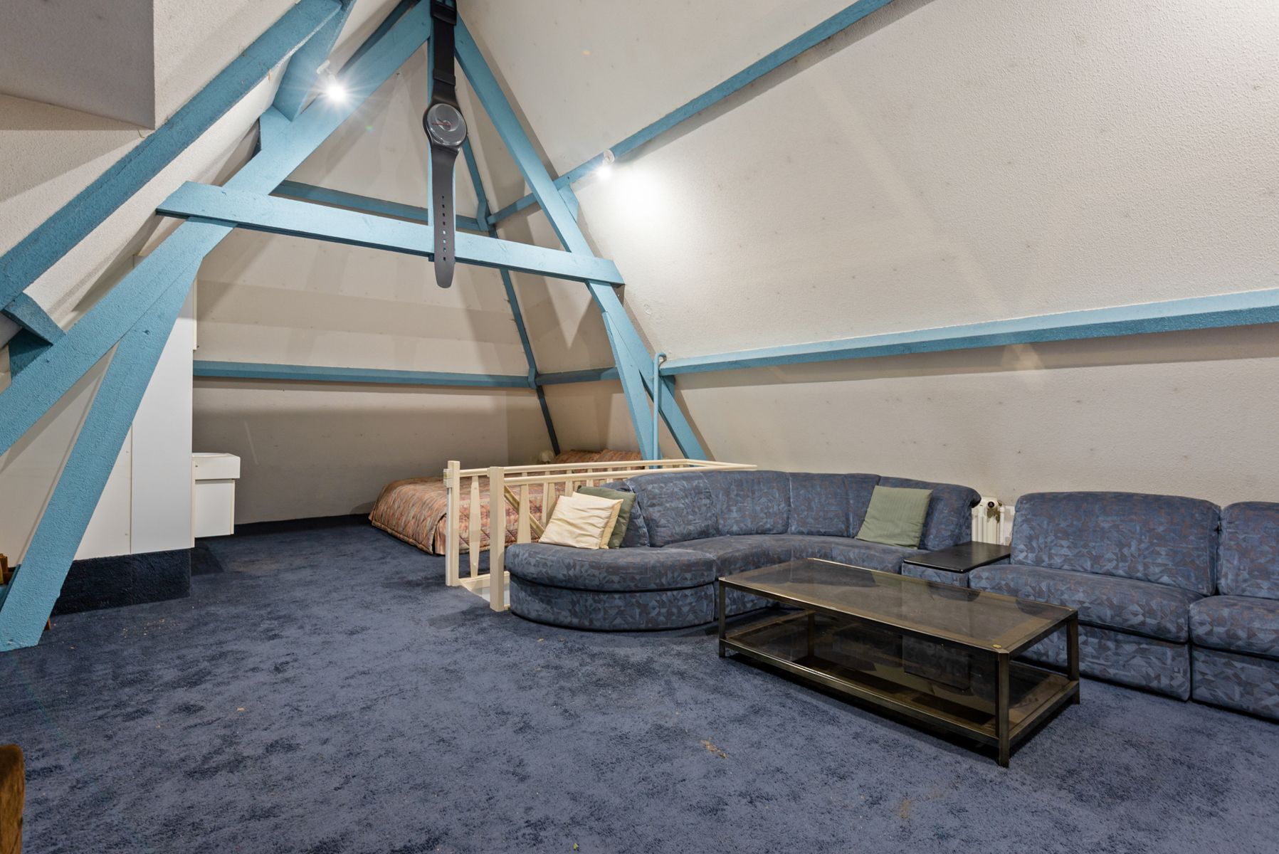 Te renoveren villa met naastgelegen bouwgrond op 6000 m². foto 27