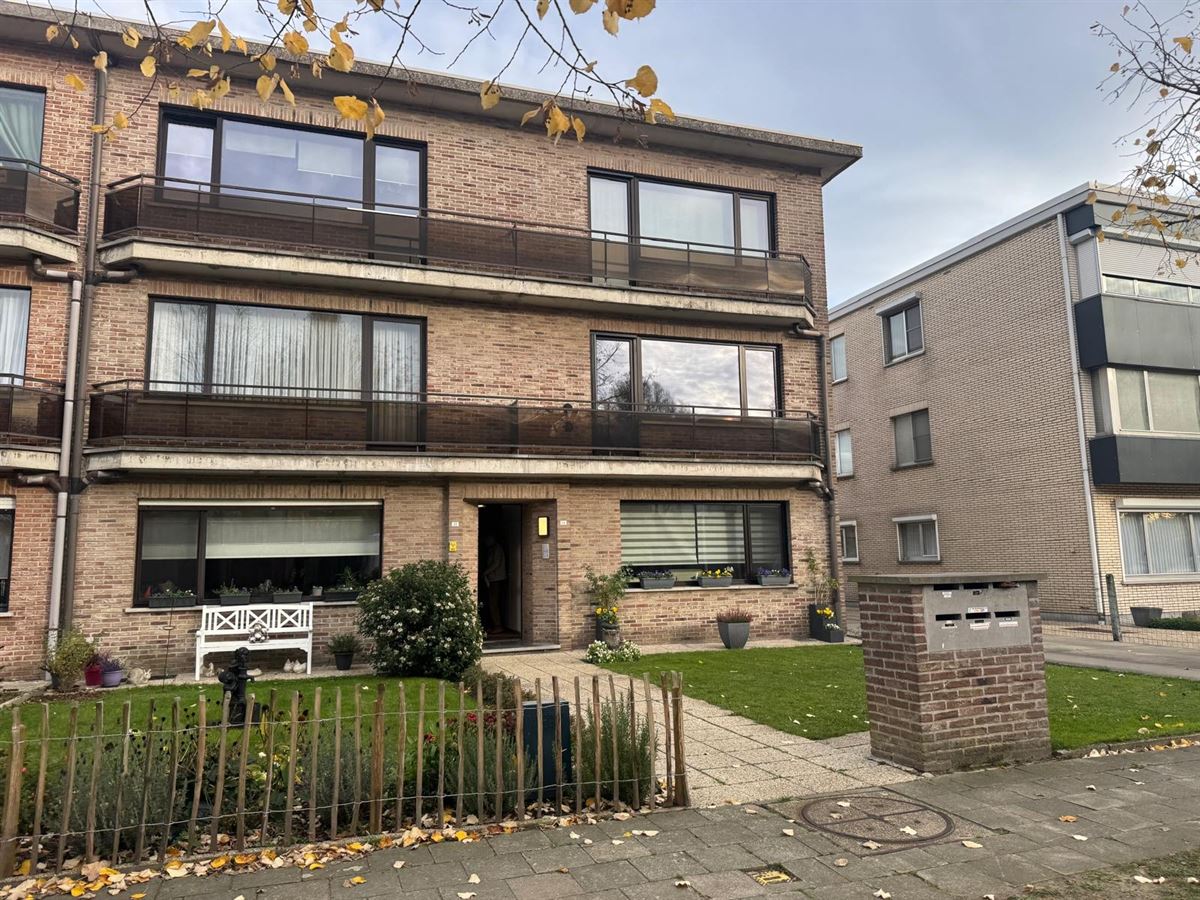 Mooi gerenoveerd 2 slaapkamer appartement foto {{pictureIndex}}