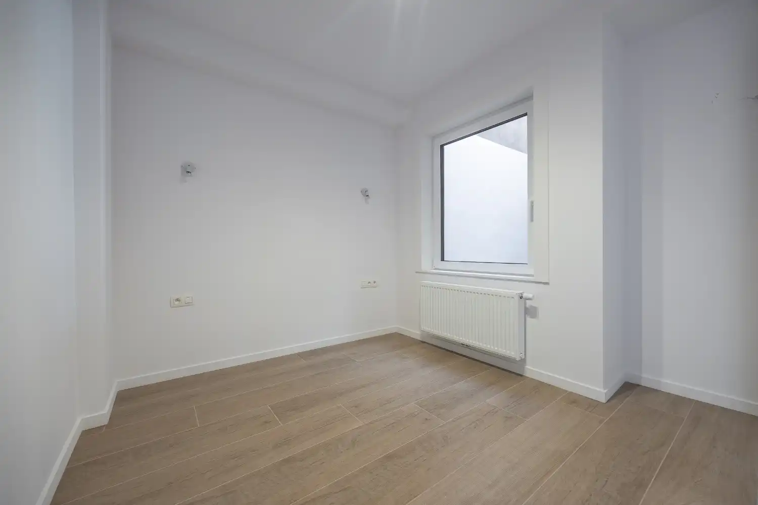 Gerenoveerd drie slaapkamer appartement foto 16