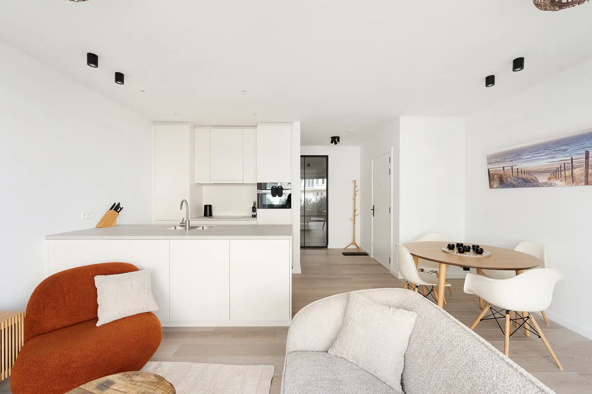 Gemeubeld: nieuwbouw appartement met zijdelings zeezicht! foto 8