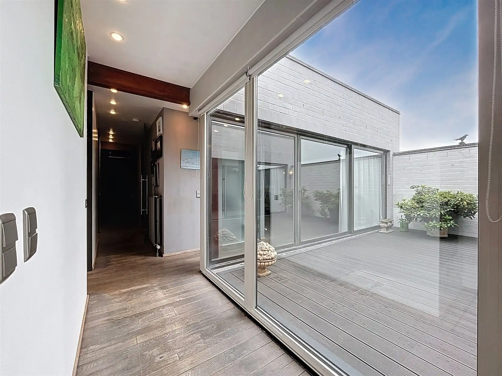 Exclusieve loft met uitzonderlijk ruim magazijn op toplocatie in Sint-Niklaas! foto 11