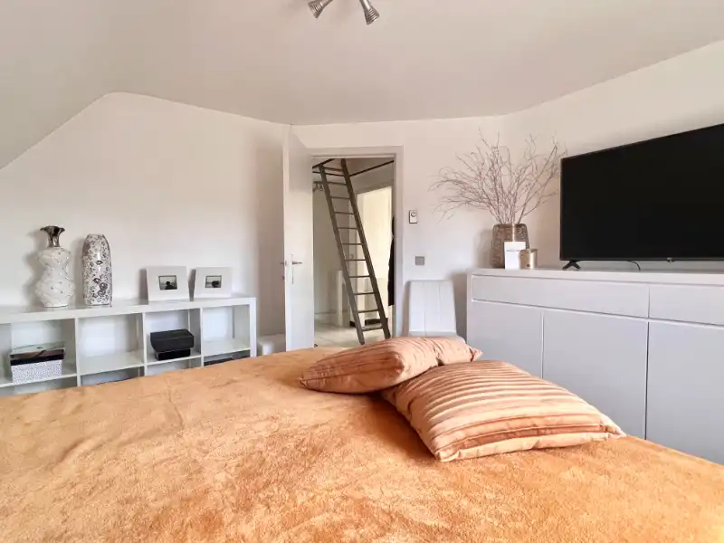 Charmante, energiezuinige woonst met 3 slpks, bureel én 56 m² bijgebouw! foto 17
