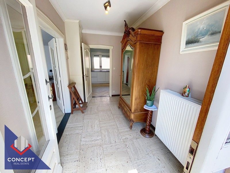 Instapklare woning met 3 slaapkamers met achterliggende paardenweides. foto 10