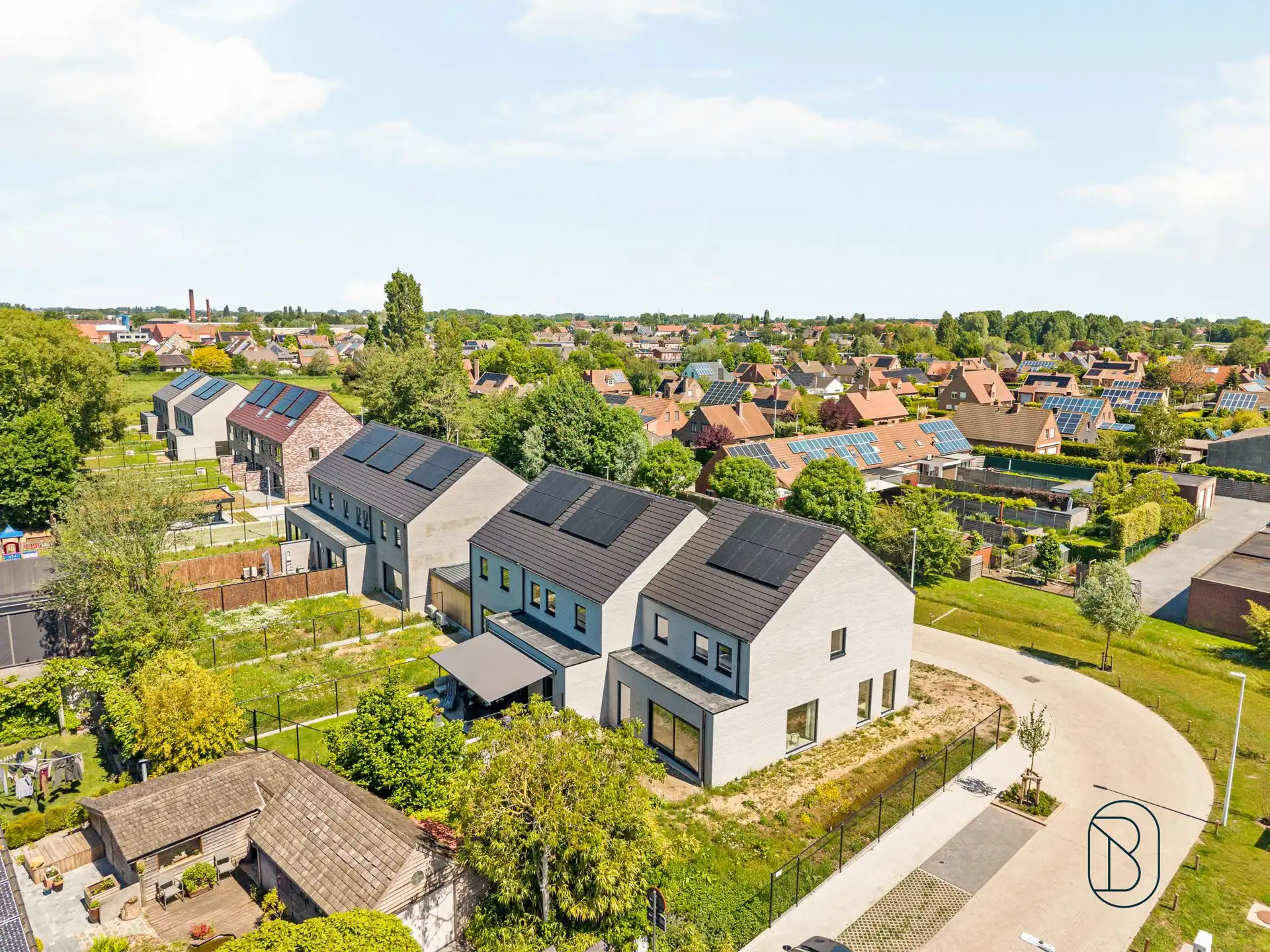 Instaplklare nieuwbouwwoningen in rustige woonwijk te Menen! foto {{pictureIndex}}