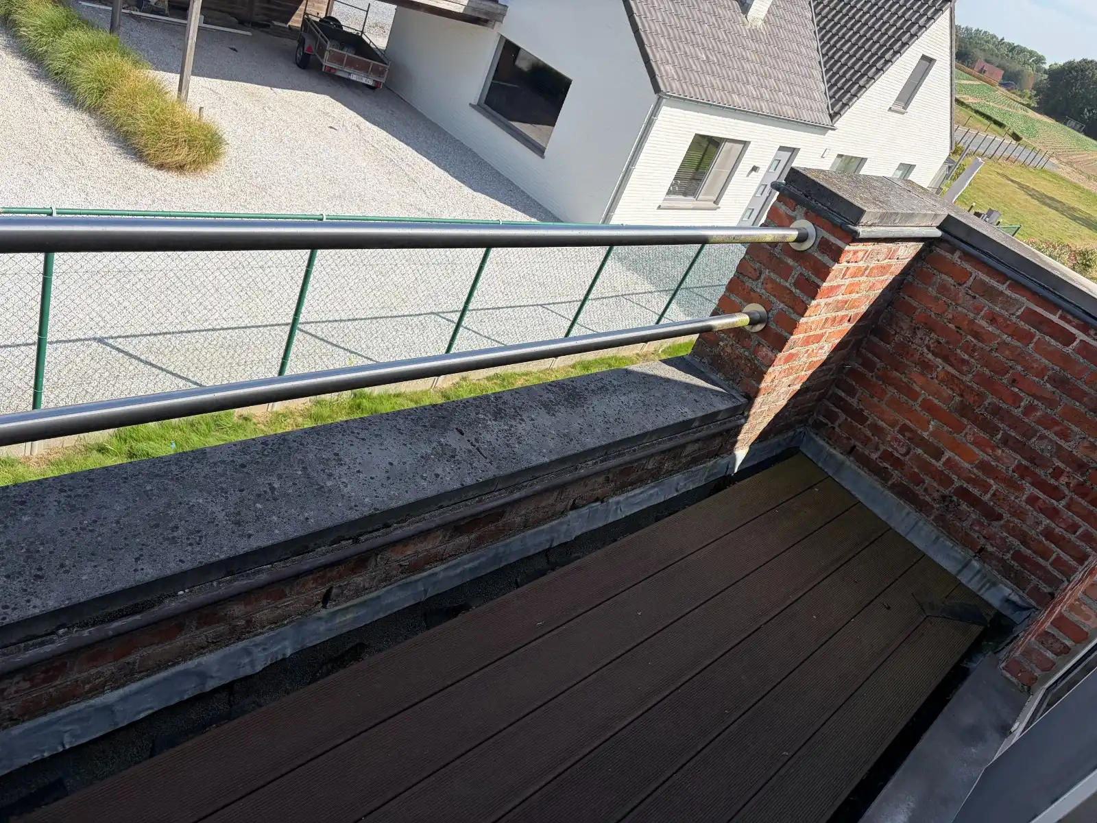 RUIME WONING MET 4 SLAAPKAMERS, 2 BADKAMERS, 2 GARAGES EN LANDELIJK UITZICHT foto 15