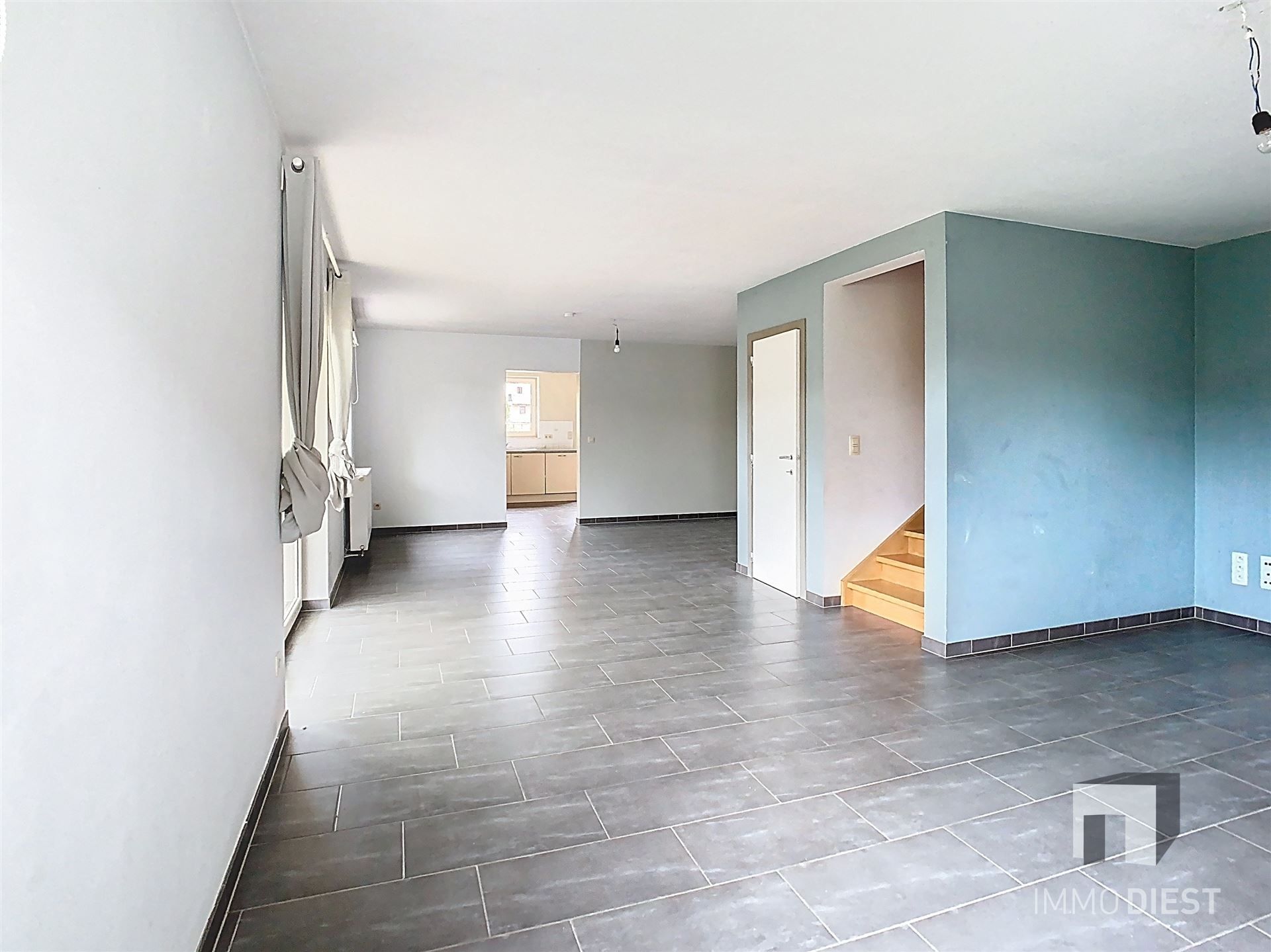met 3 slaapkamers en tuintje foto 4