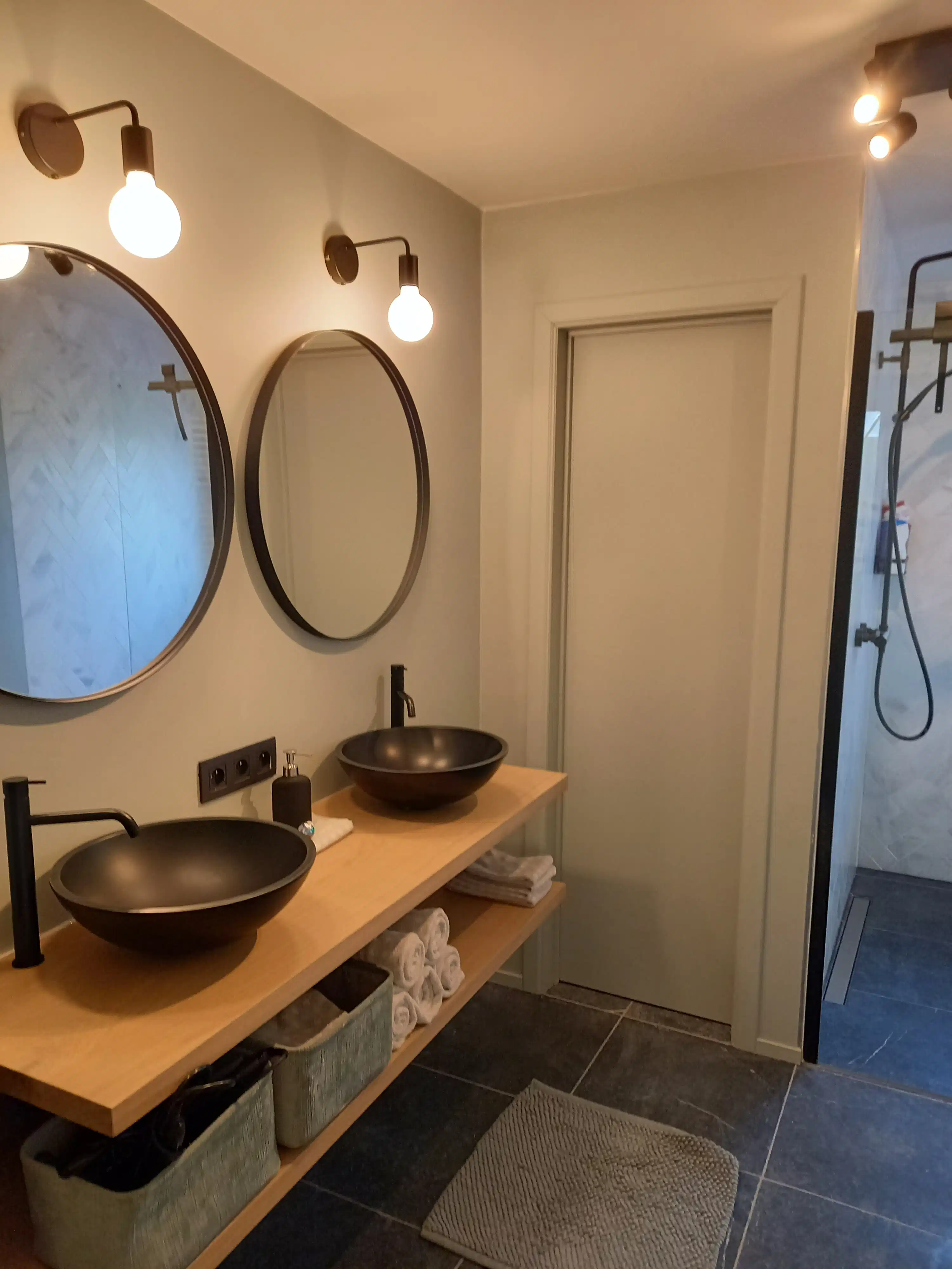 Zeer mooie en gezellige woning op gunstige ligging foto 12