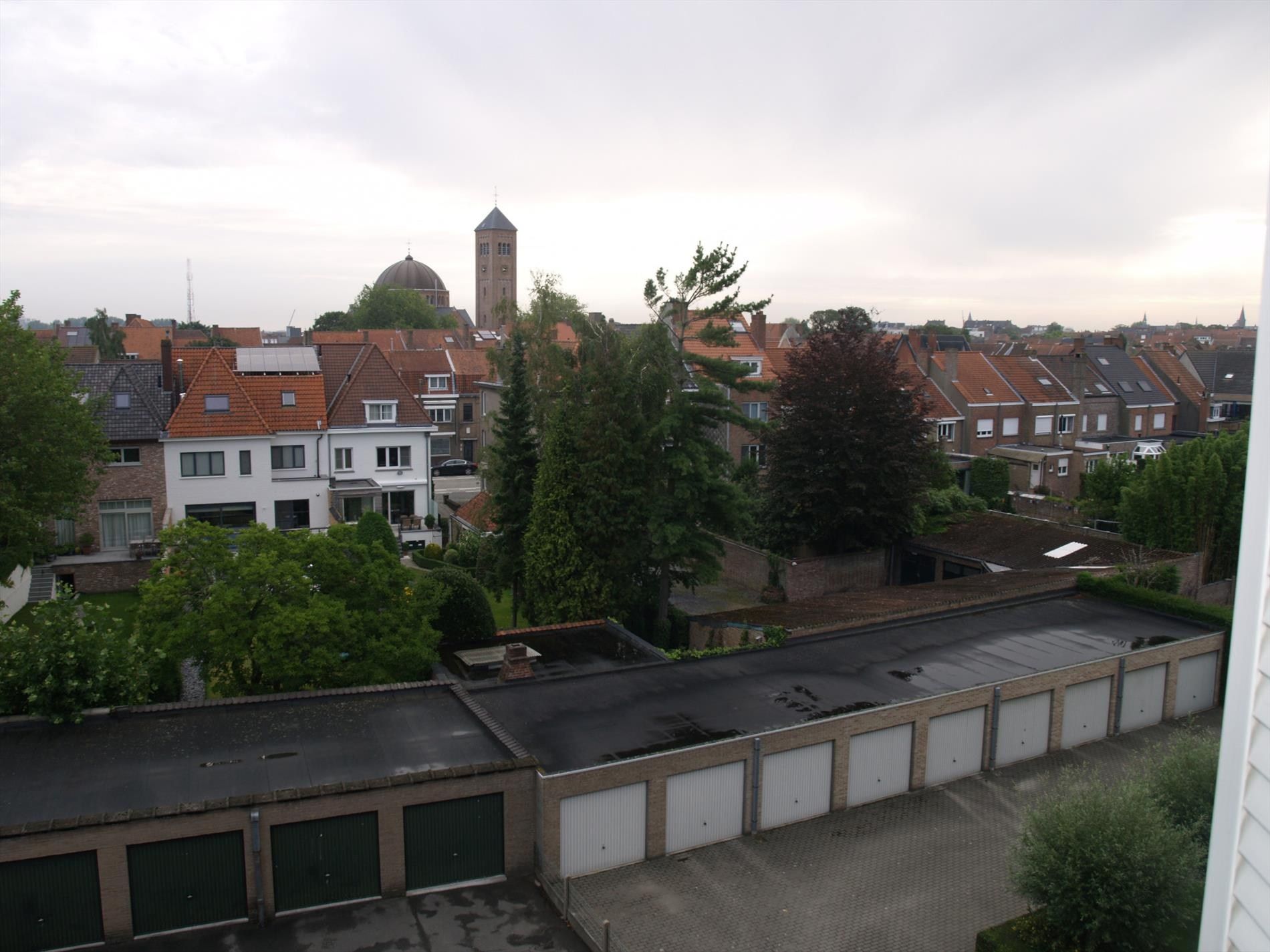 ()=>{if(producerUpdateValueVersion(node),producerAccessed(node),node.value===ERRORED)throw node.error;return node.value} Maria van Bourgondiëlaan 58 -/nr 8 - 8000 Brugge