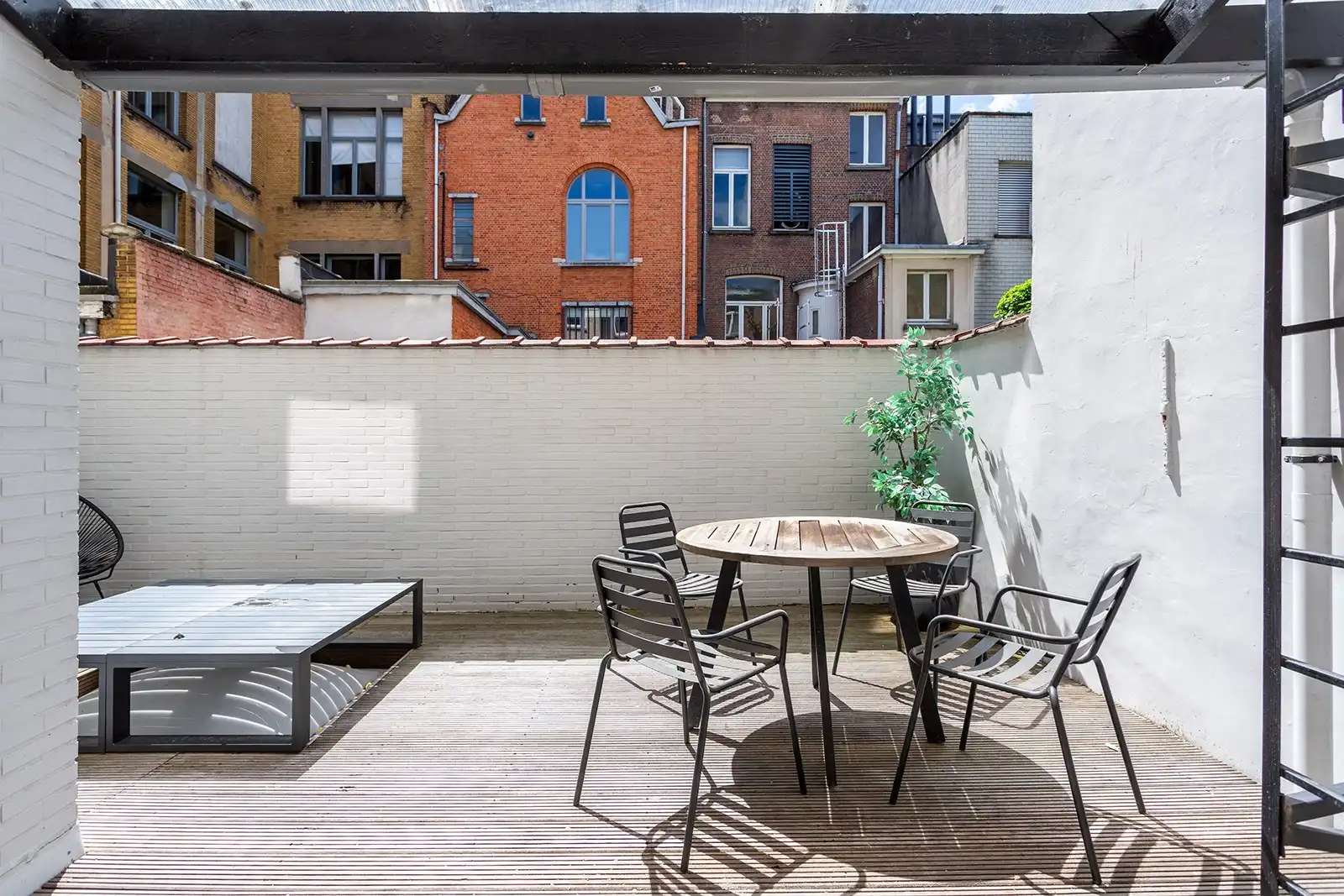 Gemeubeld appartement met terras in het hartje van Antwerpen foto 19