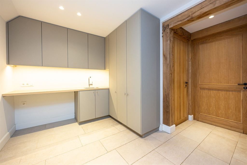 Prachtige manoirvilla met tijdloze allure en een elegante architectuur in Hof ter Linden foto 8