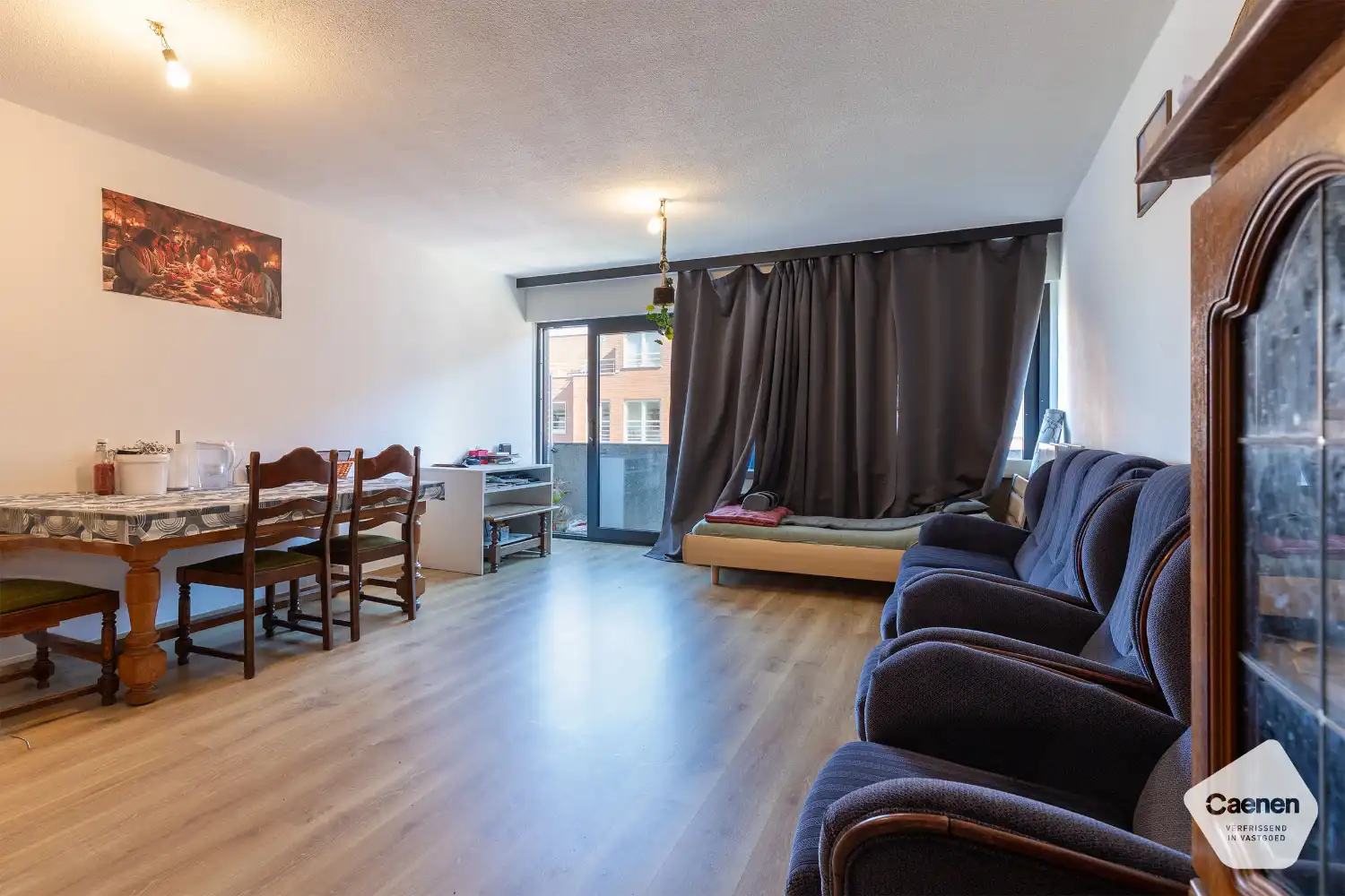 Ruim en volwaardig woonappartement met 3 slaapkamers op een rustige locatie foto {{pictureIndex}}