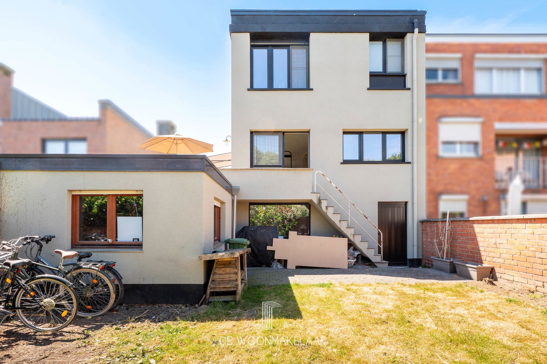 Halfopen bel-etage met 4 slaapkamers, garage en tuin foto 15