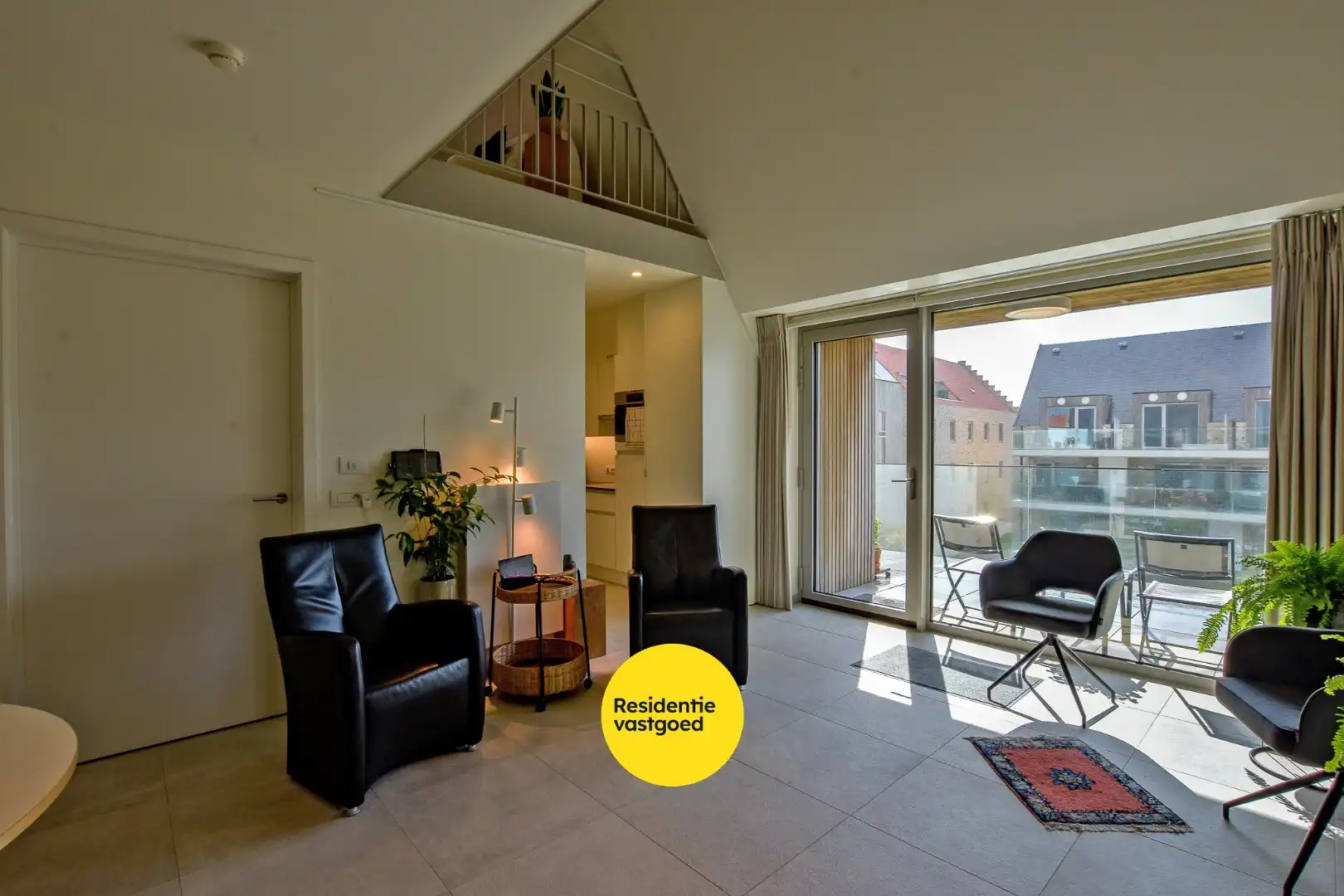 Luxueuze assistentieflat (89m² + 5m² terras) met 2 slaapkamers te Nieuwpoort.  foto 6