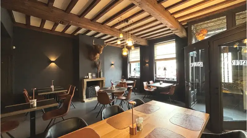 Overname instapklare Bistro - Eethuis met Feestzaal en Terras in Koekelare foto {{pictureIndex}}
