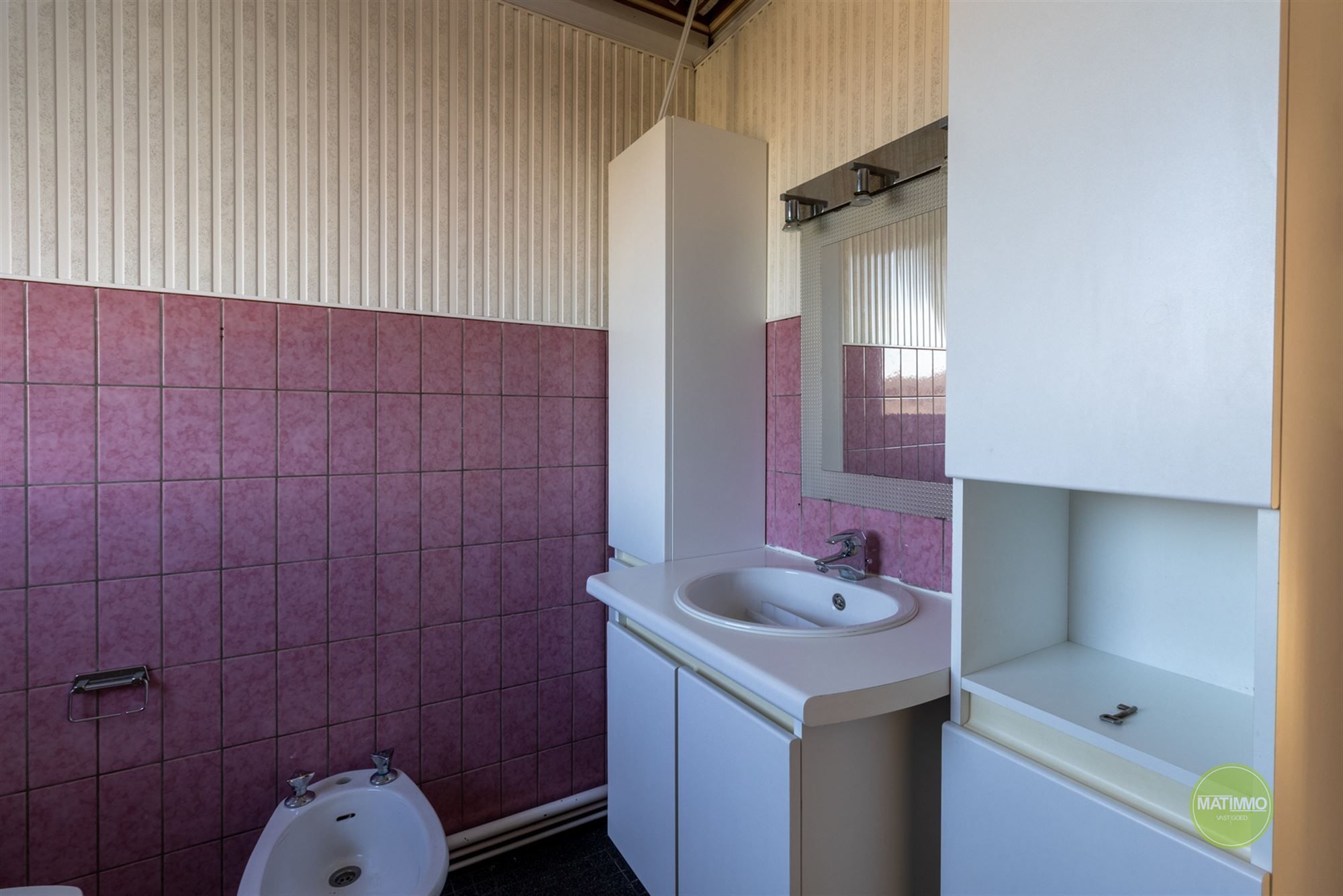 Ruime gezinswoning met 4 slaapkamers in Mol foto 16