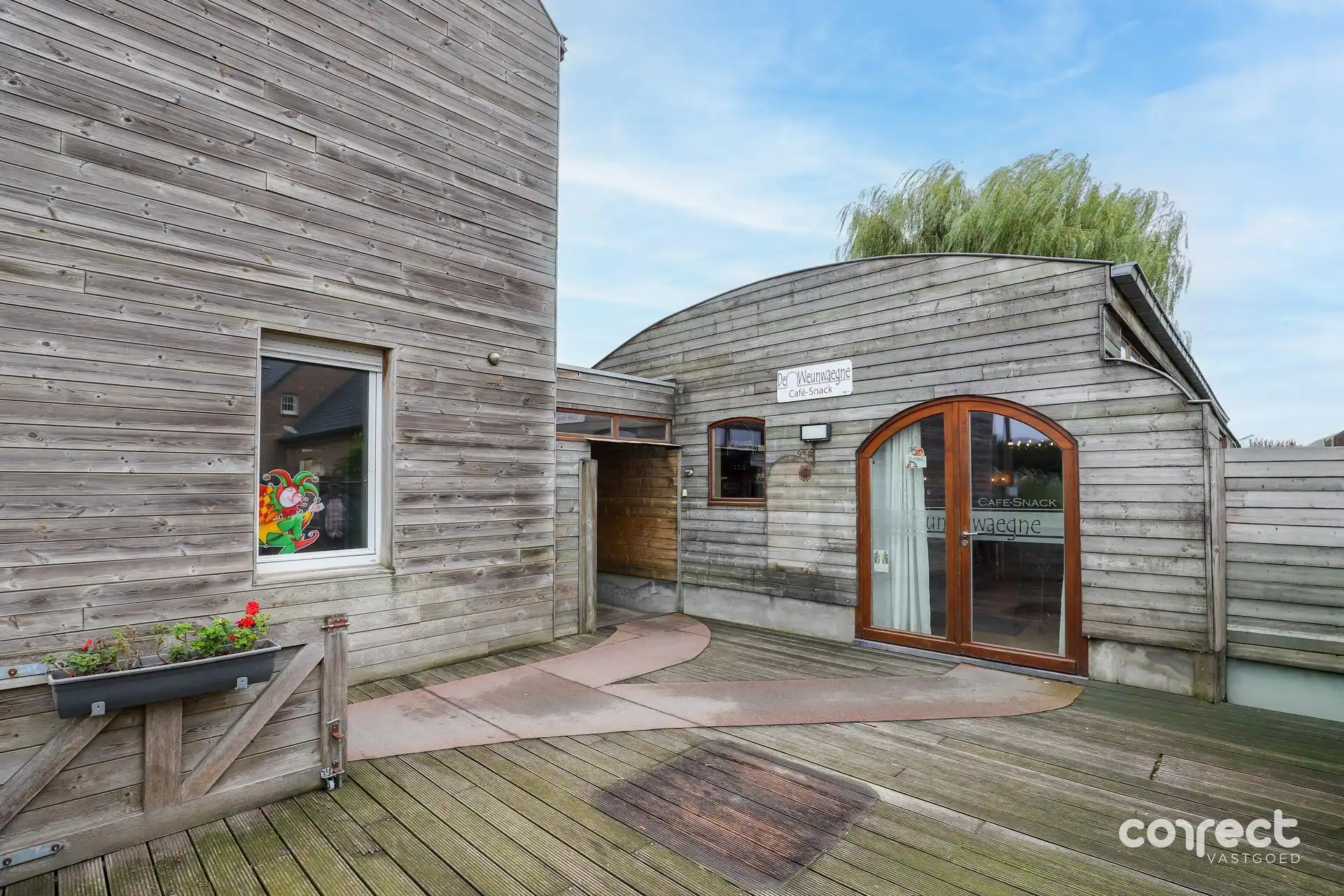 Ruime woning met horeca in Staden. foto 2